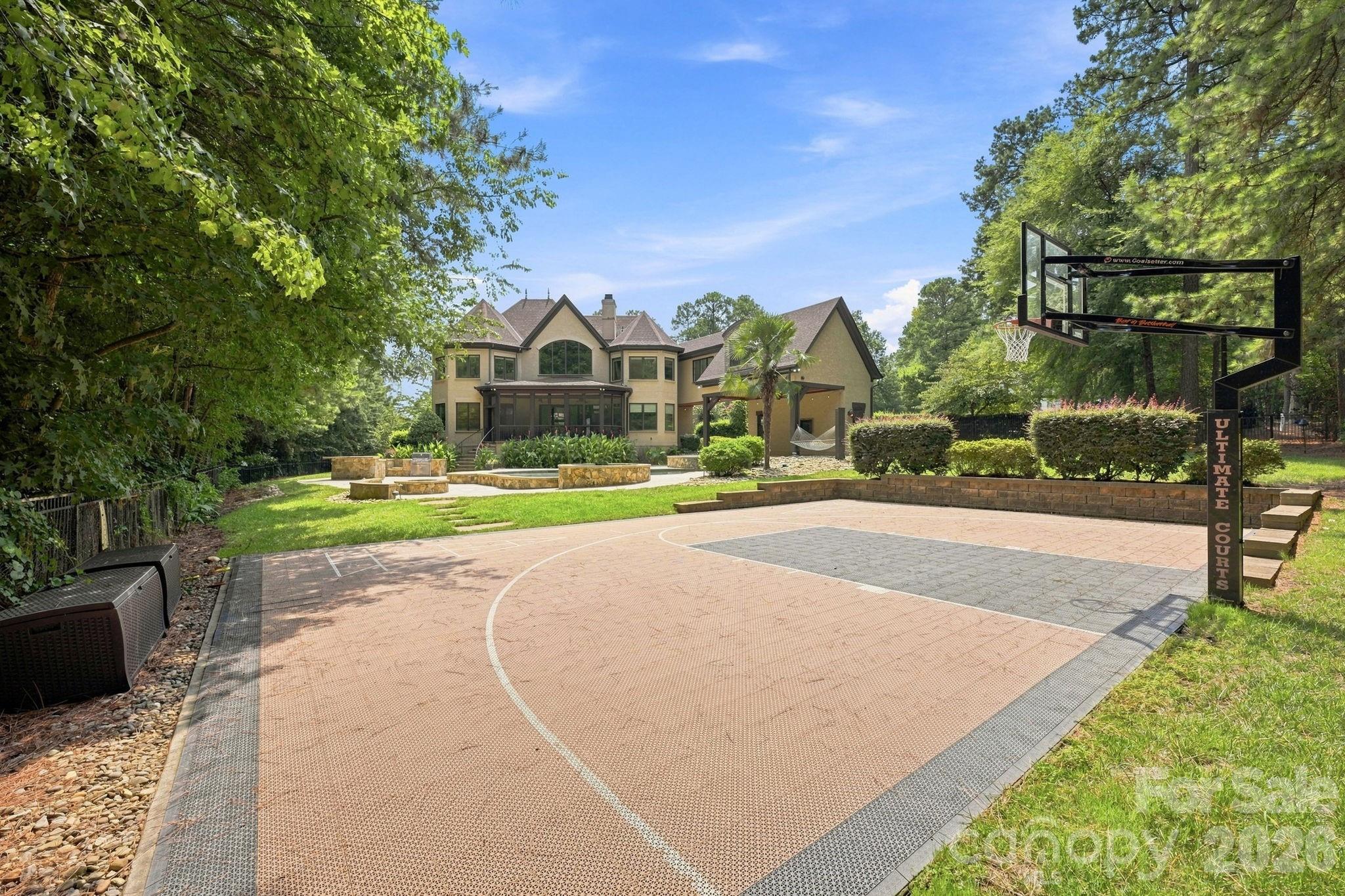 111 Quaker Road