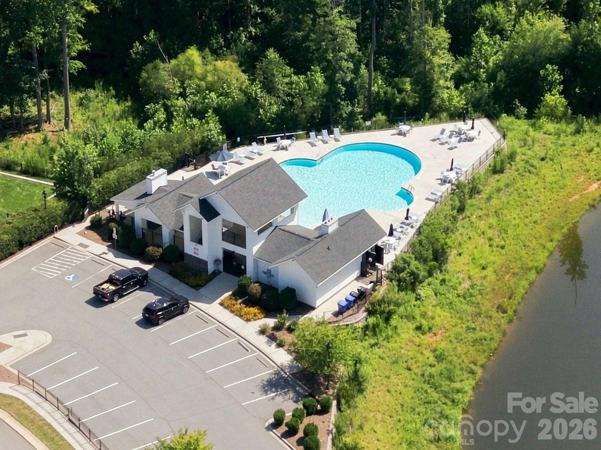 127 Tomahawk Drive