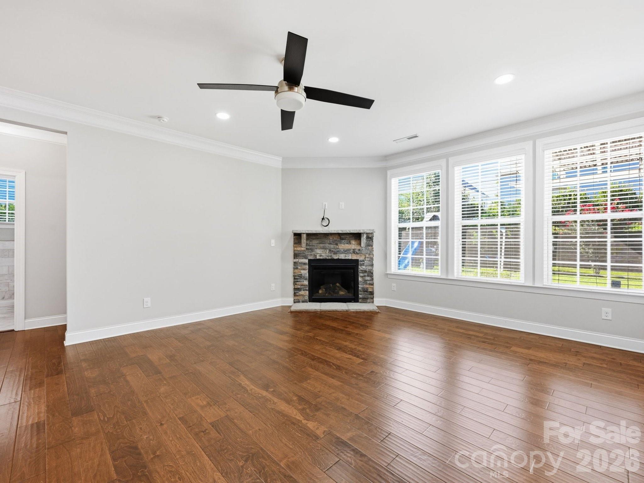 127 Tomahawk Drive