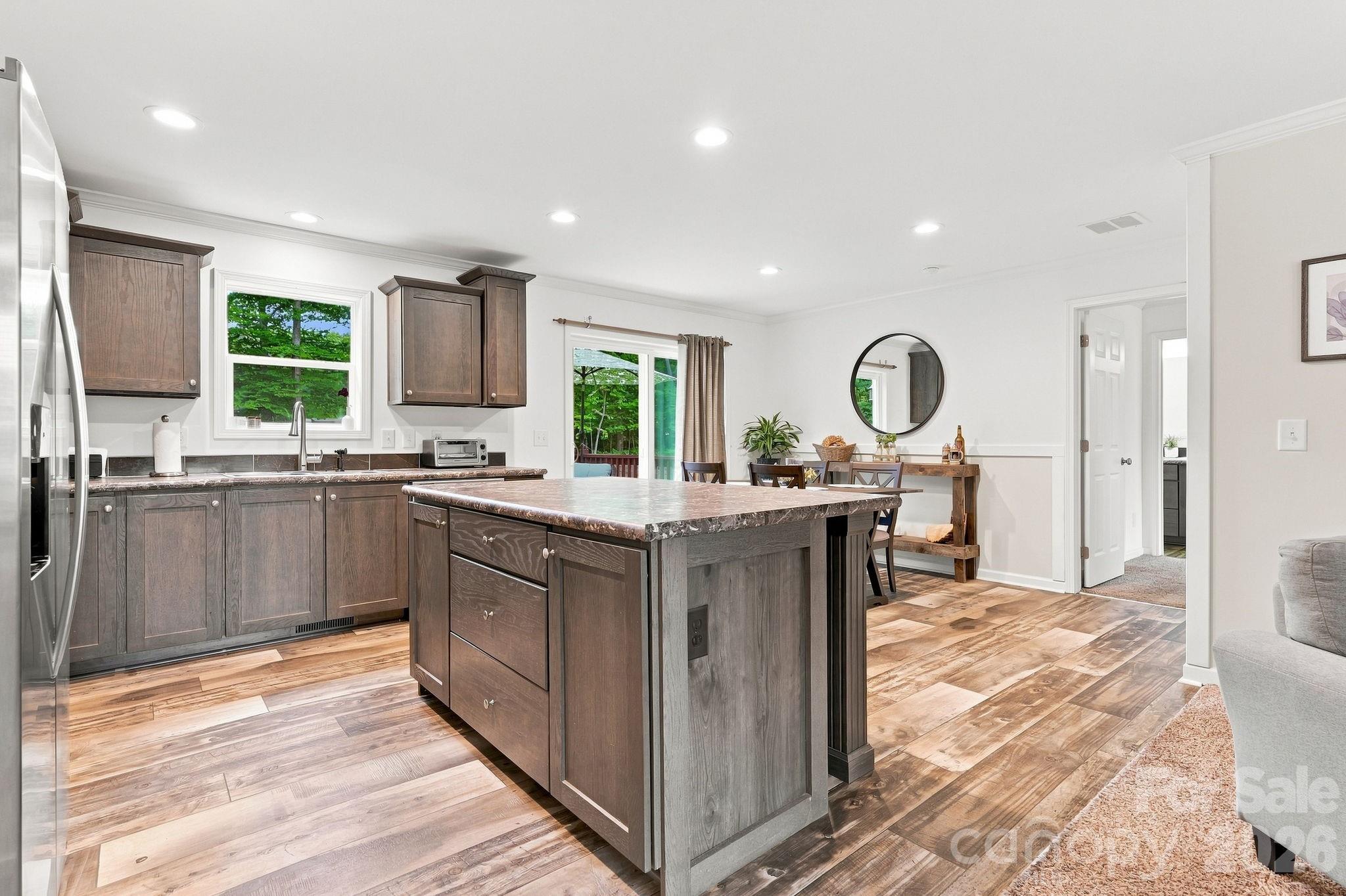 312 Sailwinds Road