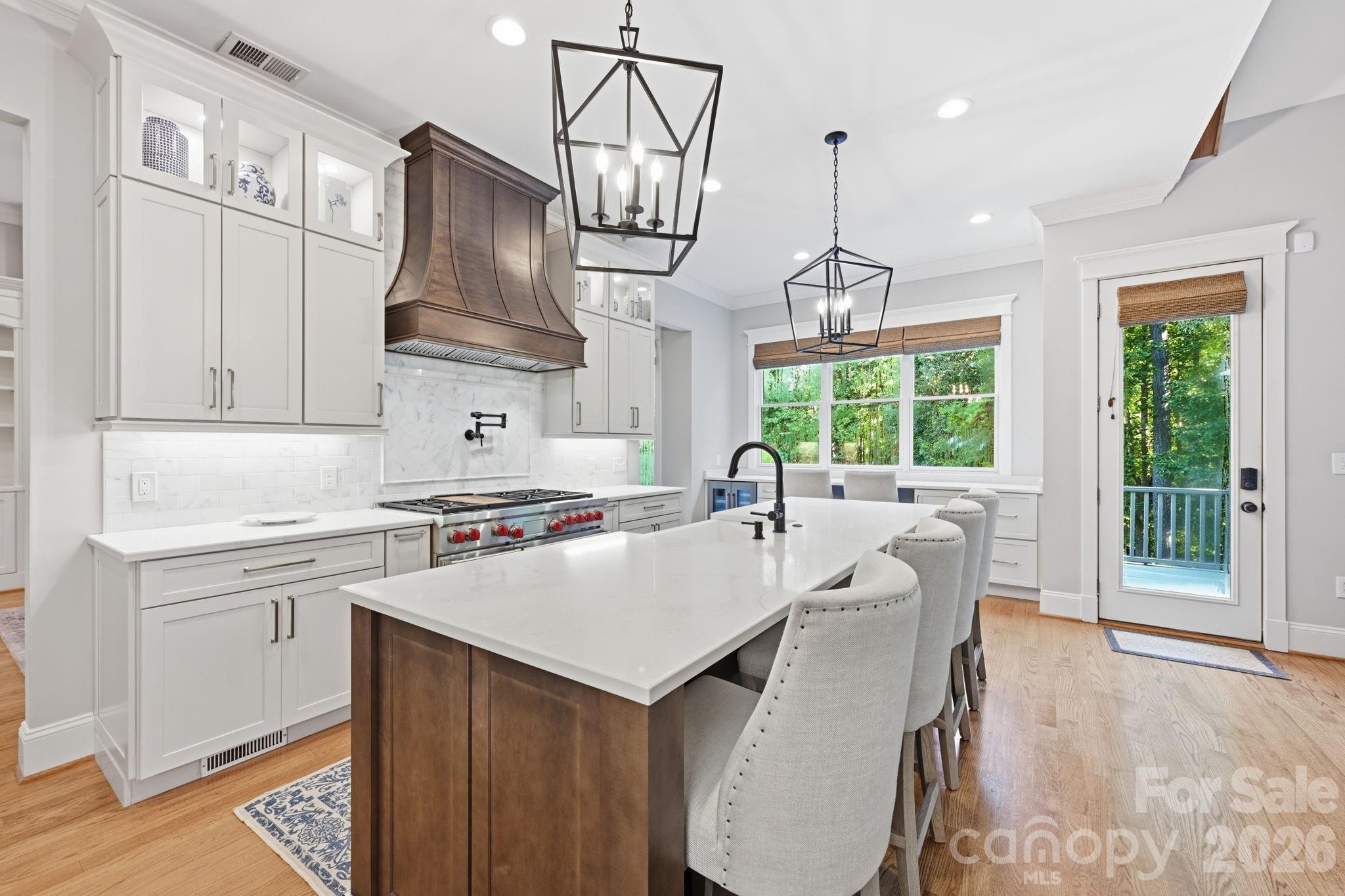 121 E Callicutt Trail
