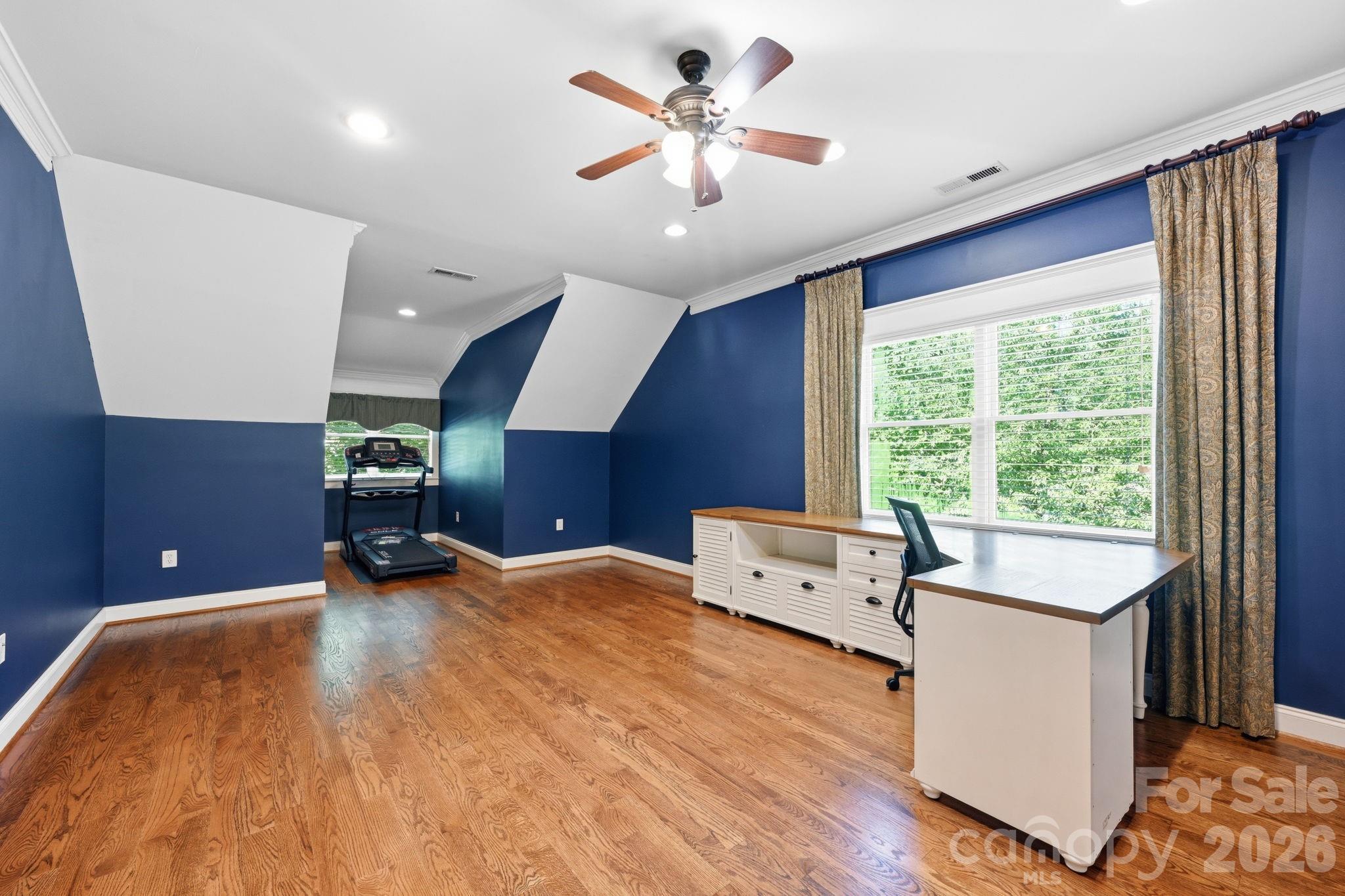 121 E Callicutt Trail
