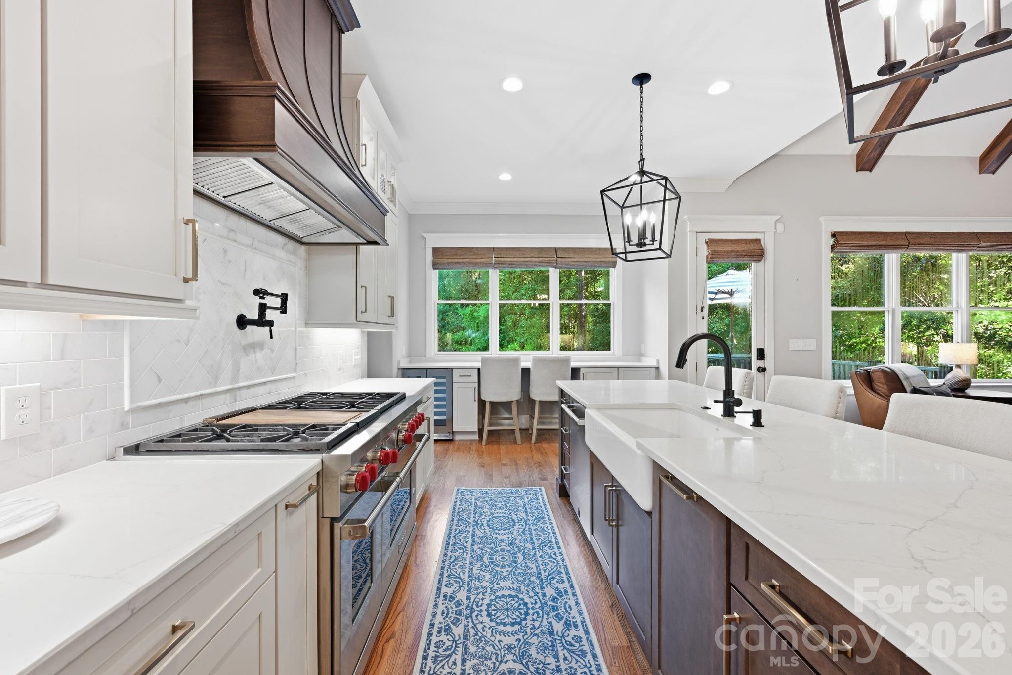 121 E Callicutt Trail