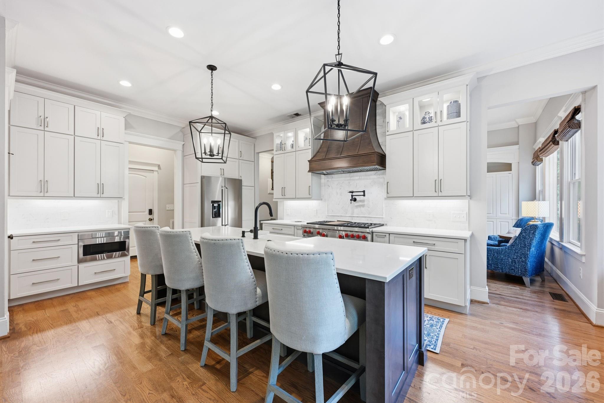121 E Callicutt Trail