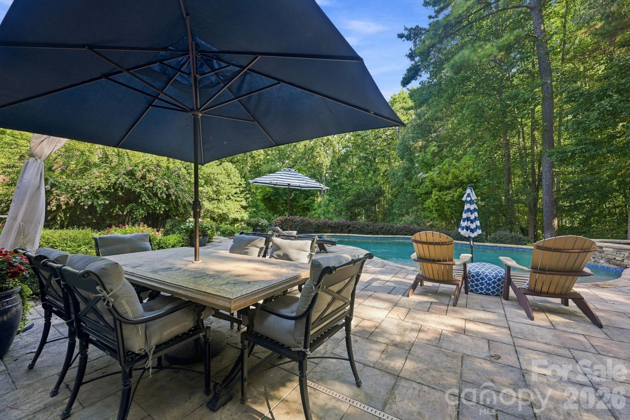 121 E Callicutt Trail