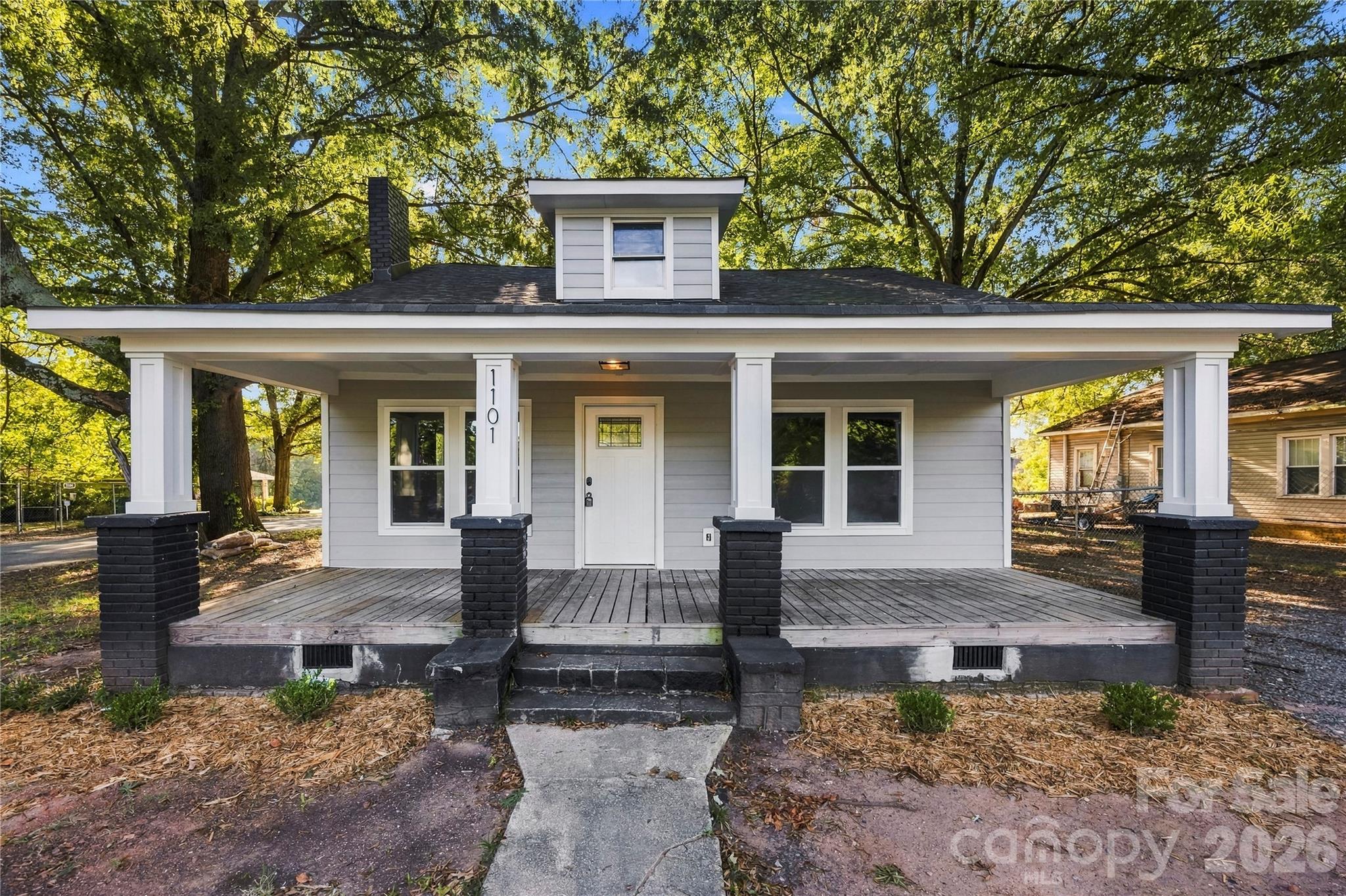 1101 Opal Street