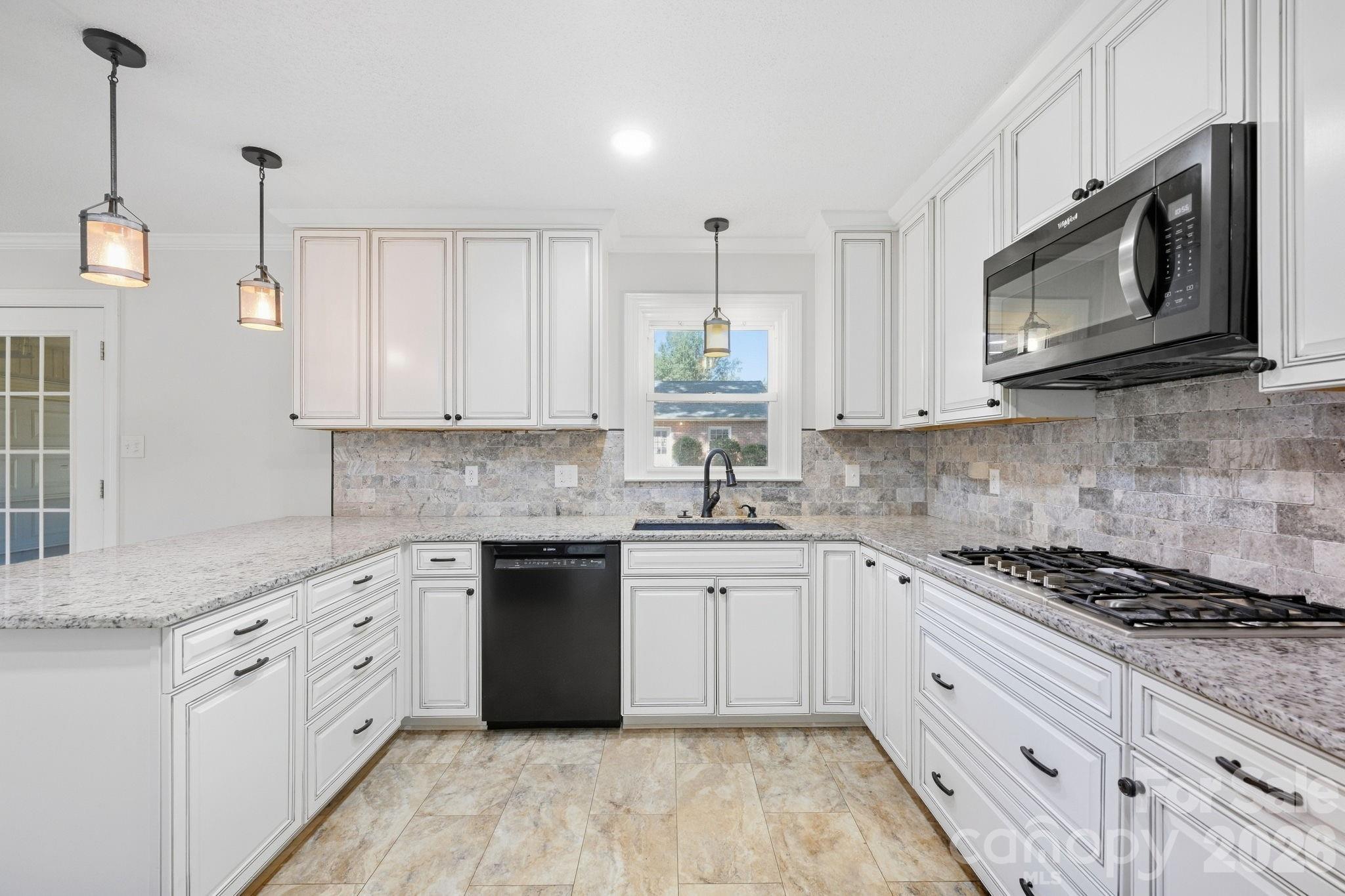604 W Park Avenue