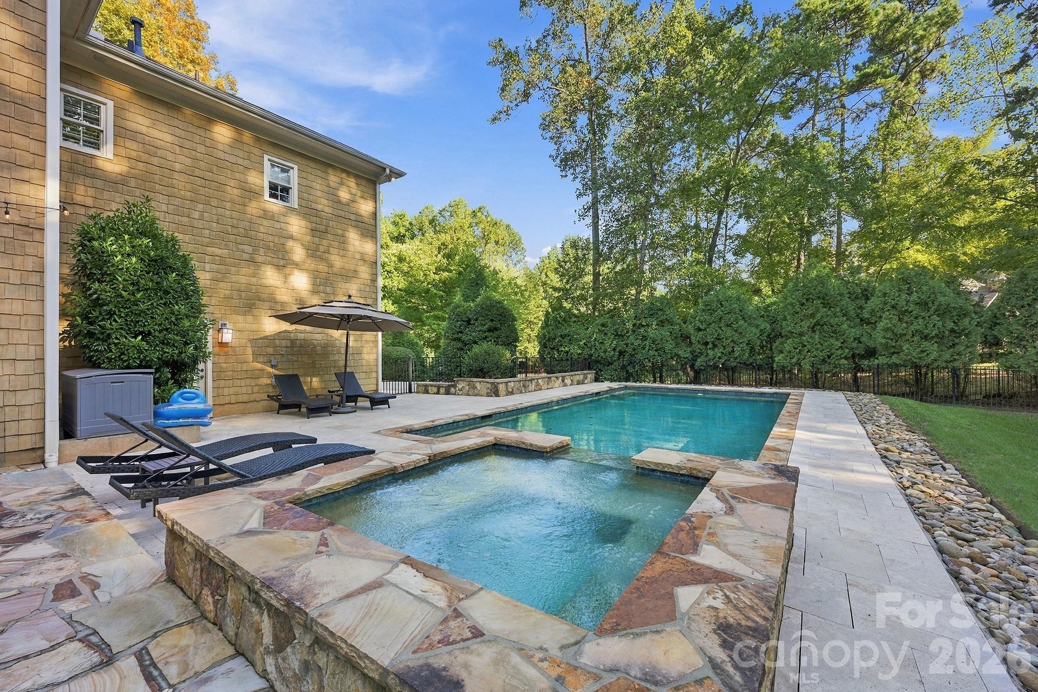 125 Dedham Loop