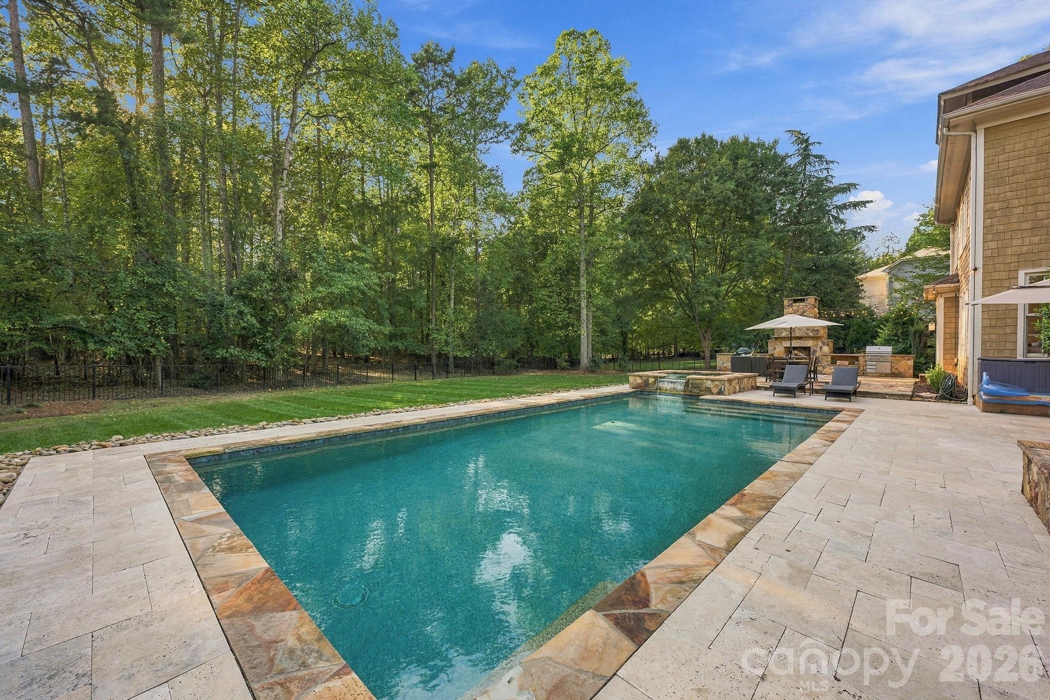 125 Dedham Loop