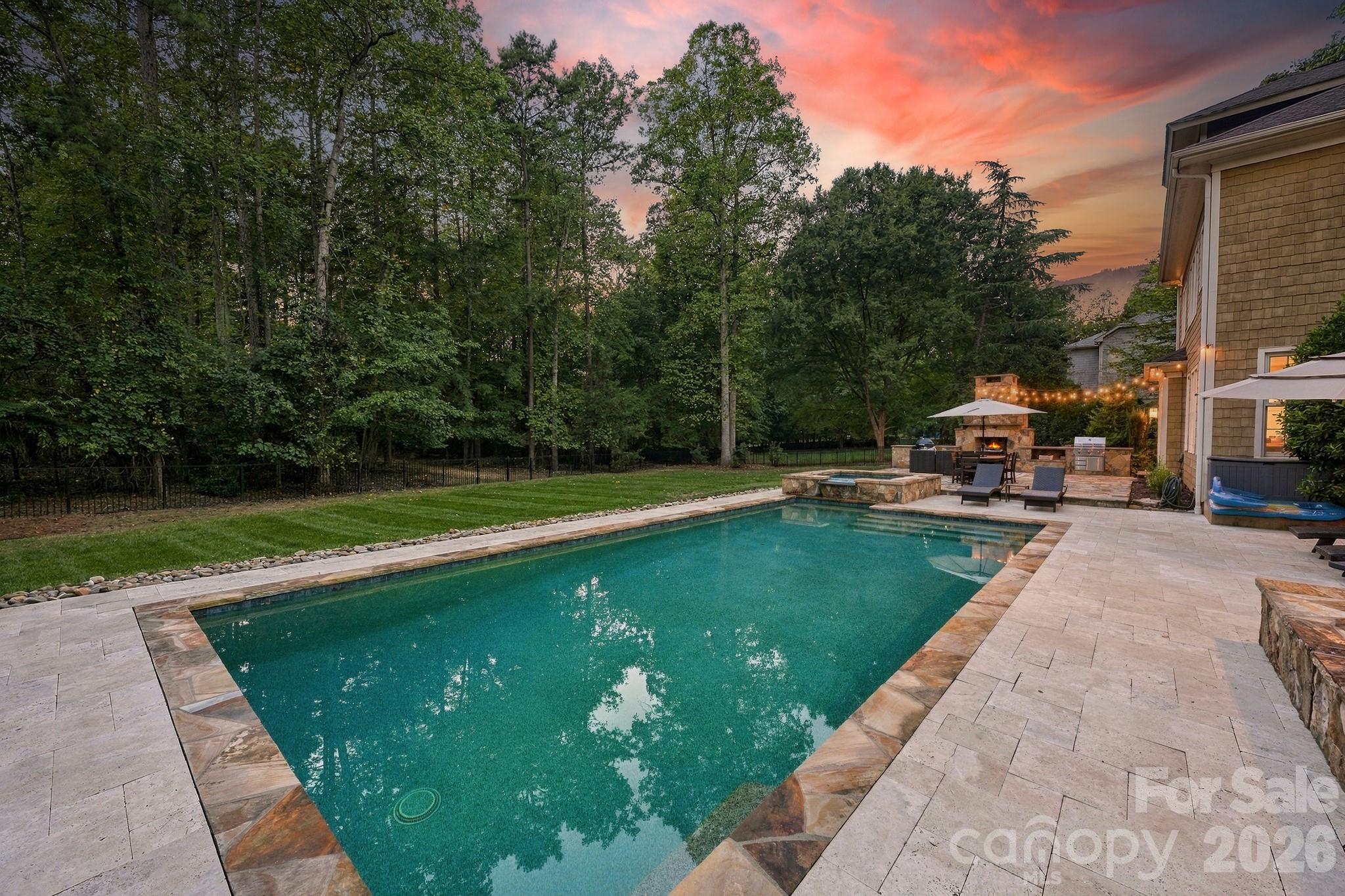 125 Dedham Loop