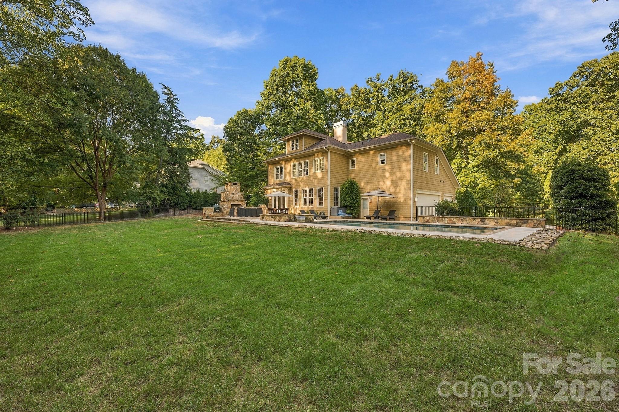 125 Dedham Loop