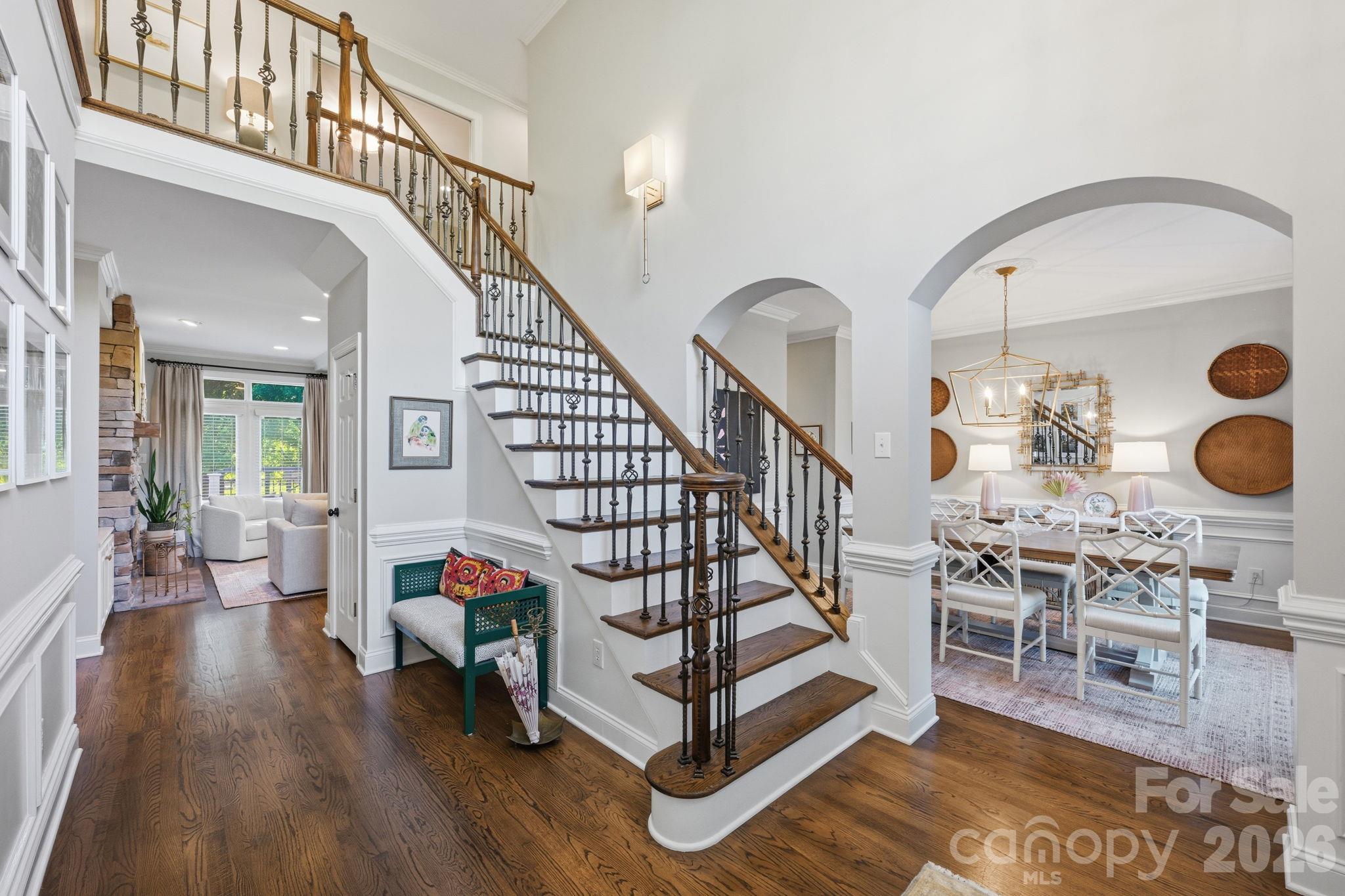 105 Kings Crest Drive