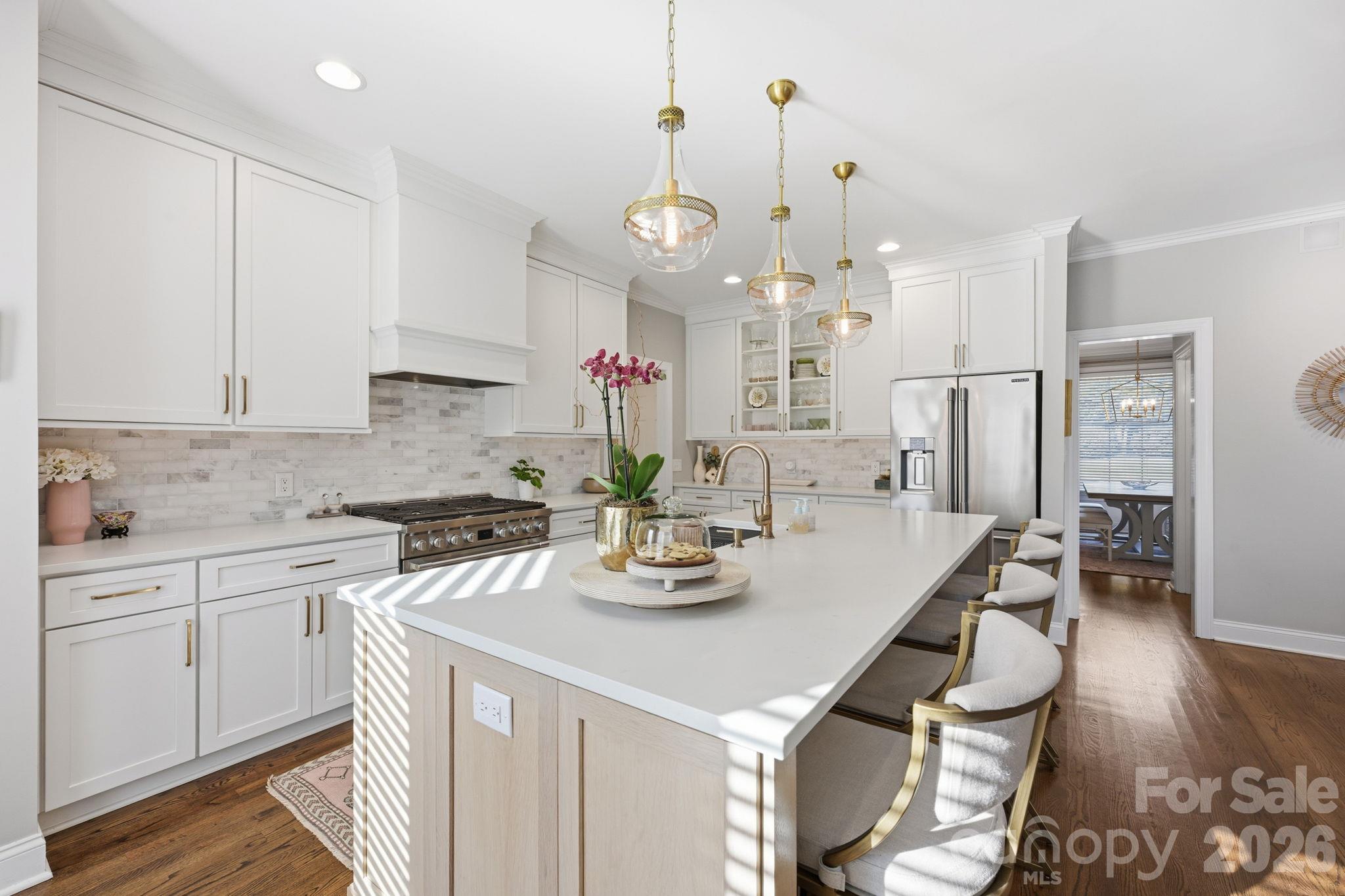 105 Kings Crest Drive