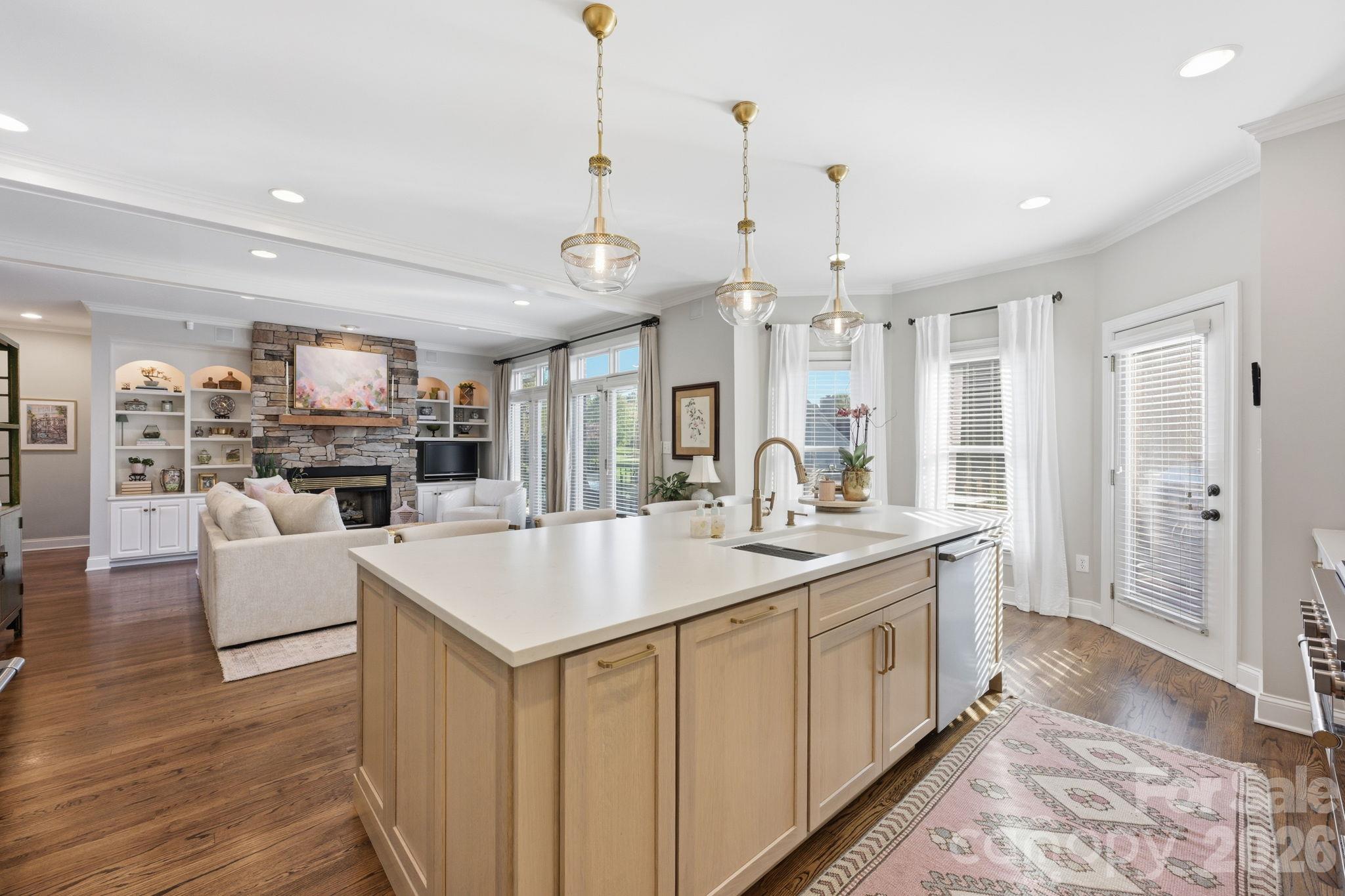 105 Kings Crest Drive