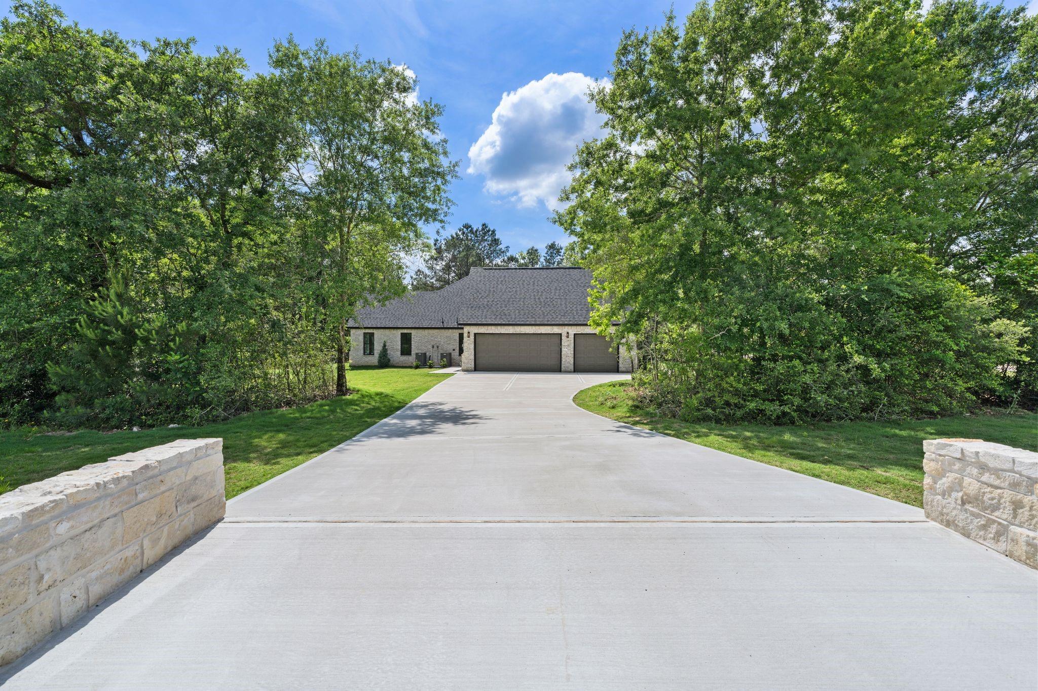 7002 Bowie Court