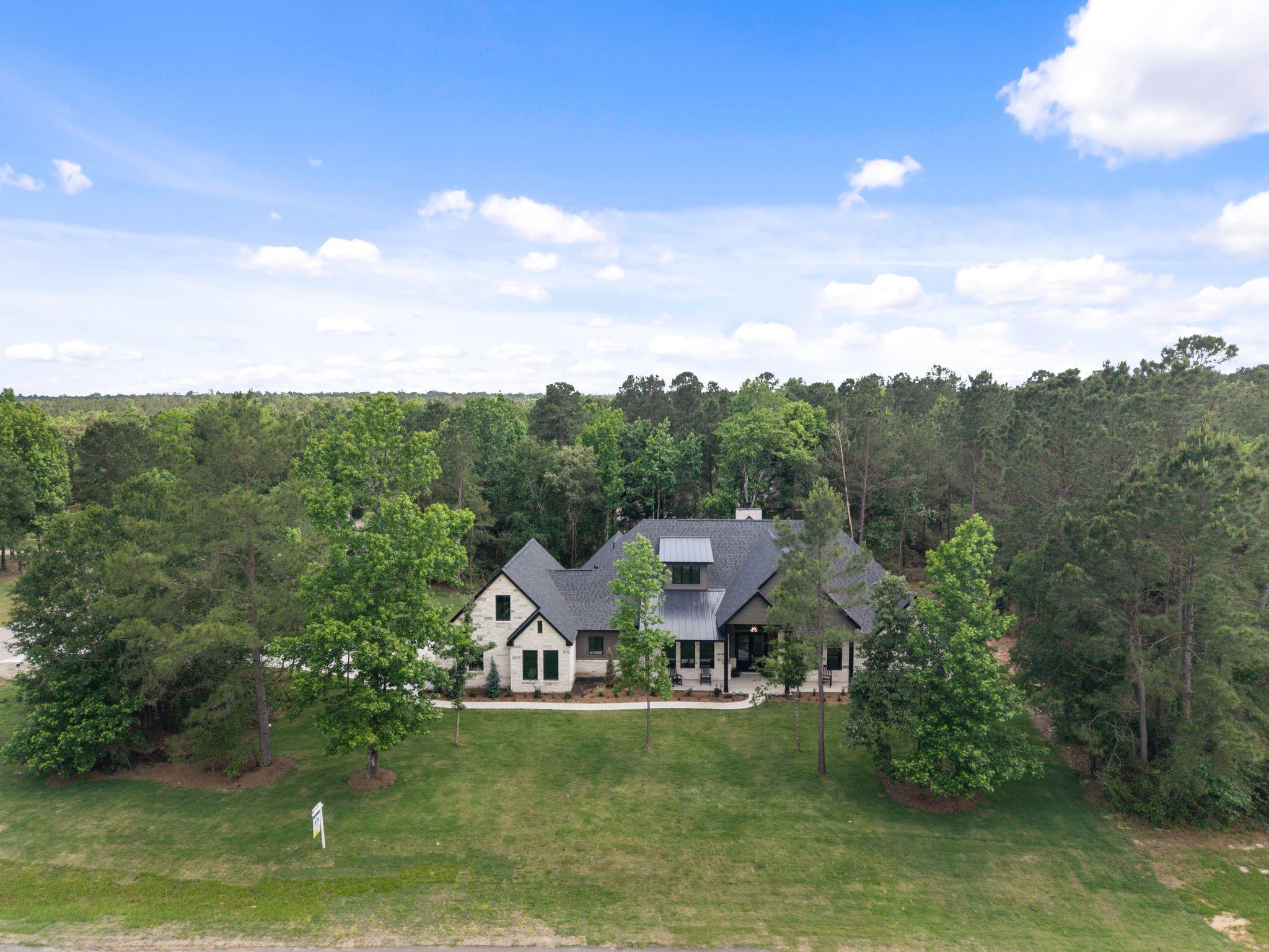 7002 Bowie Court