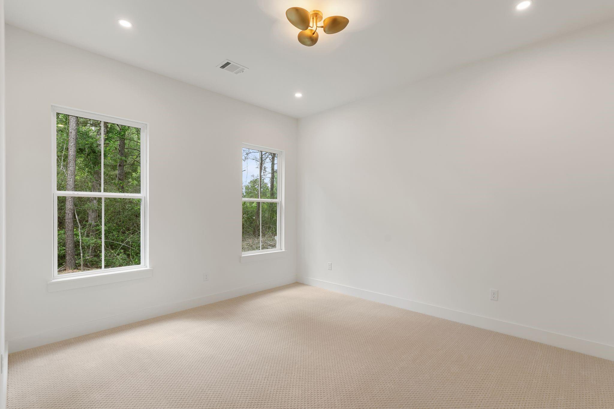 7002 Bowie Court