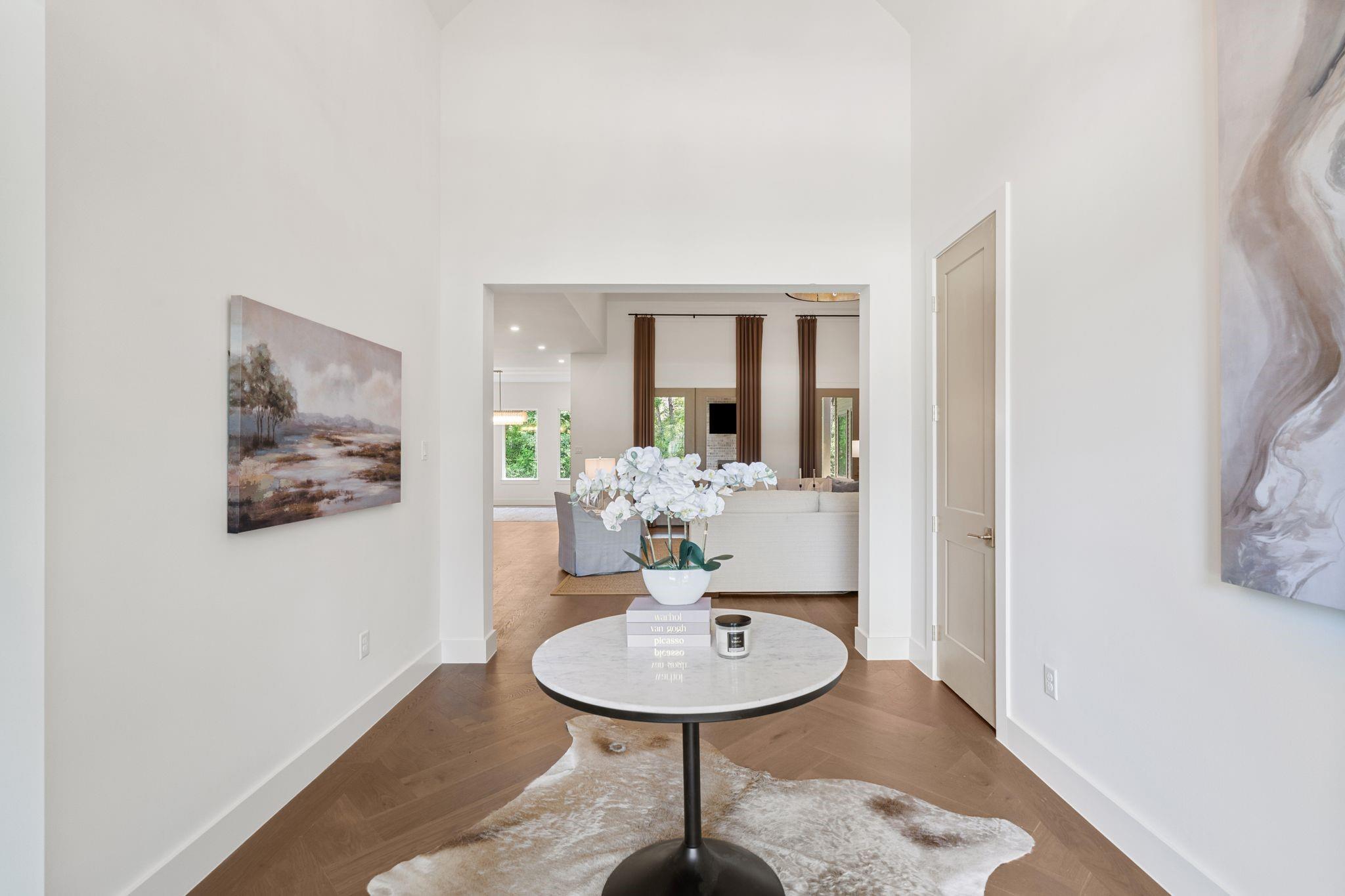 7002 Bowie Court