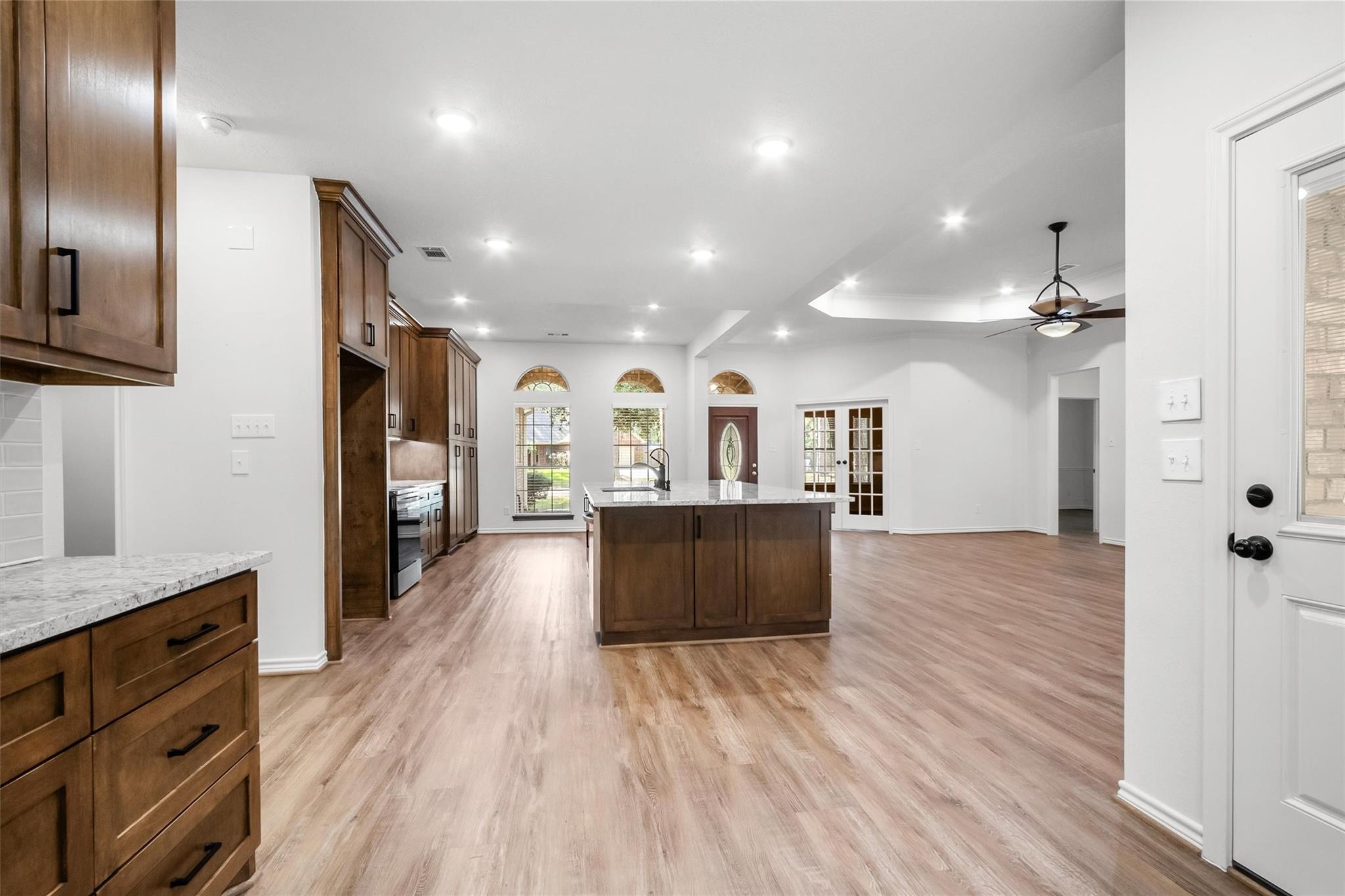 15690 Corinthian Way