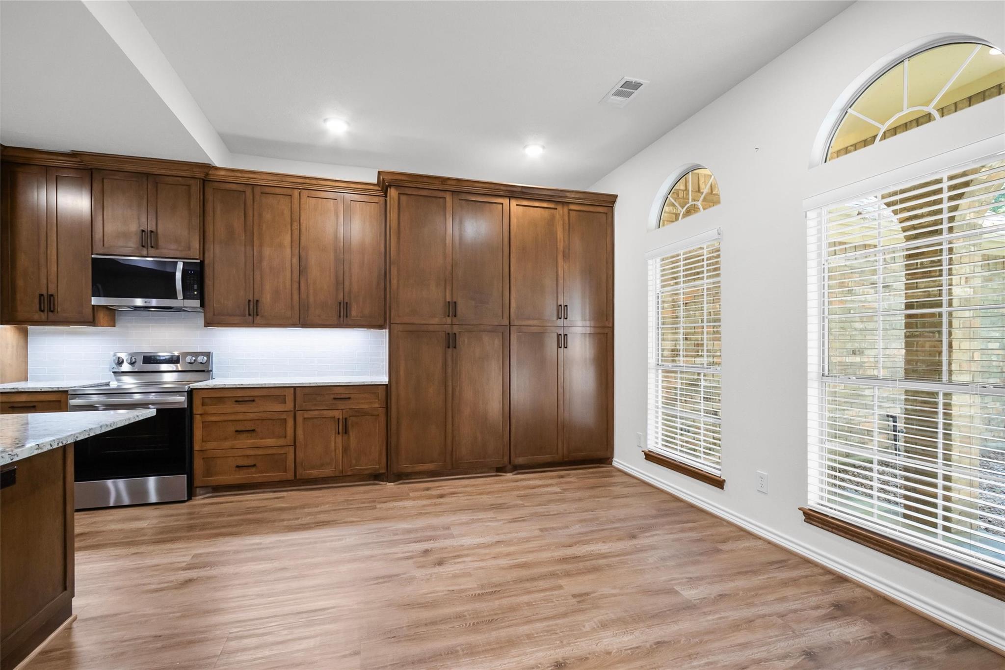 15690 Corinthian Way