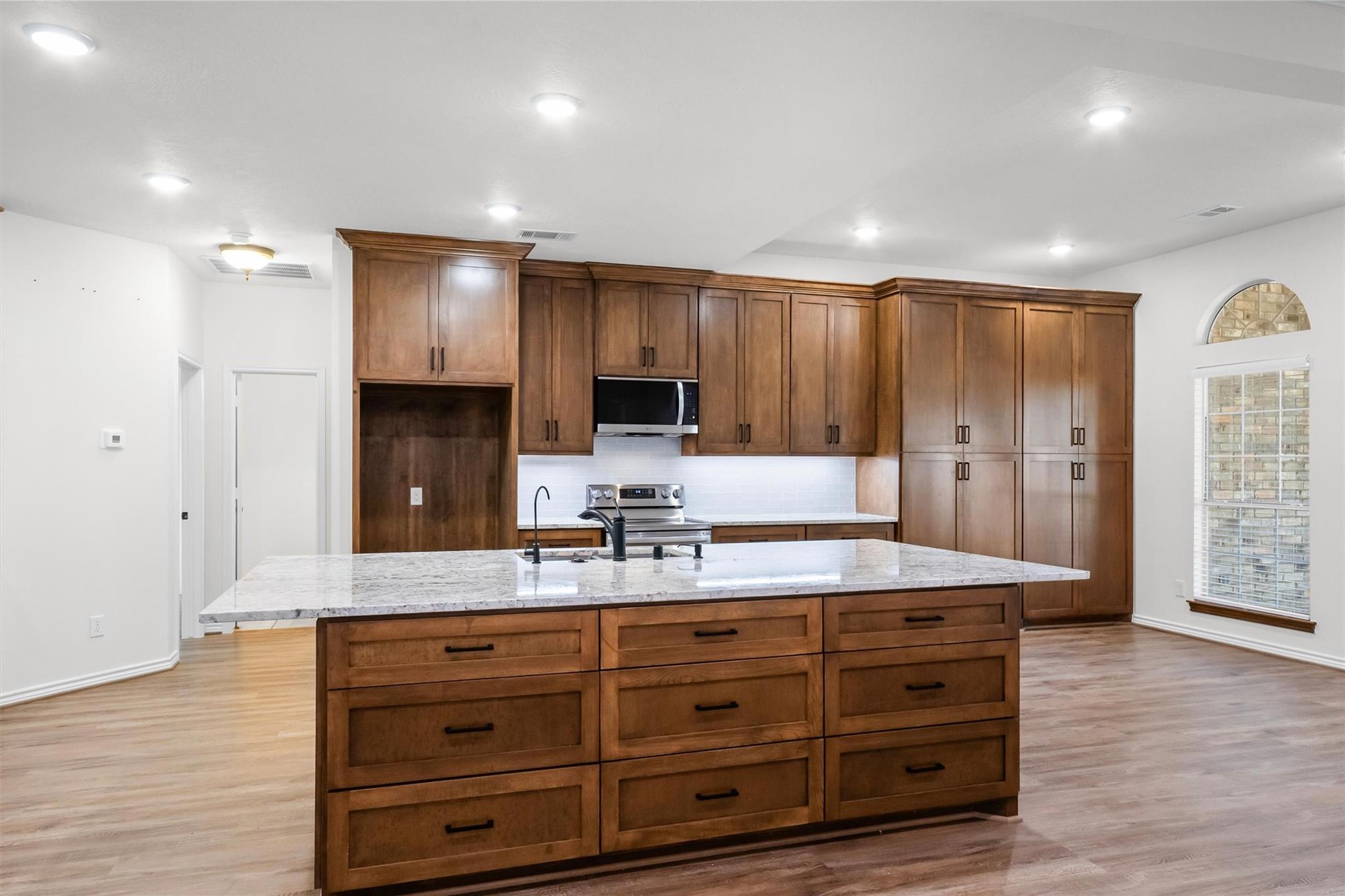 15690 Corinthian Way