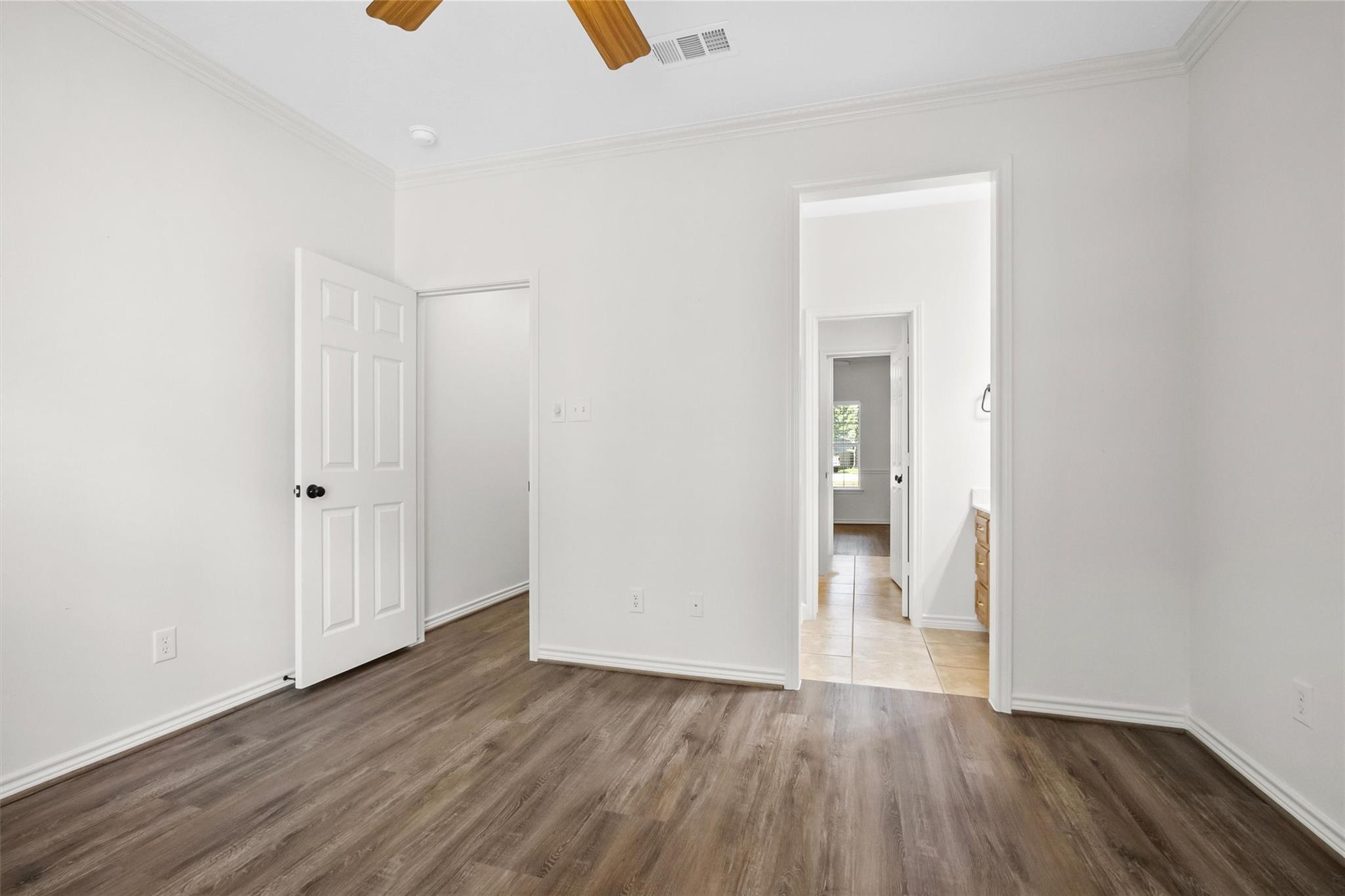 15690 Corinthian Way