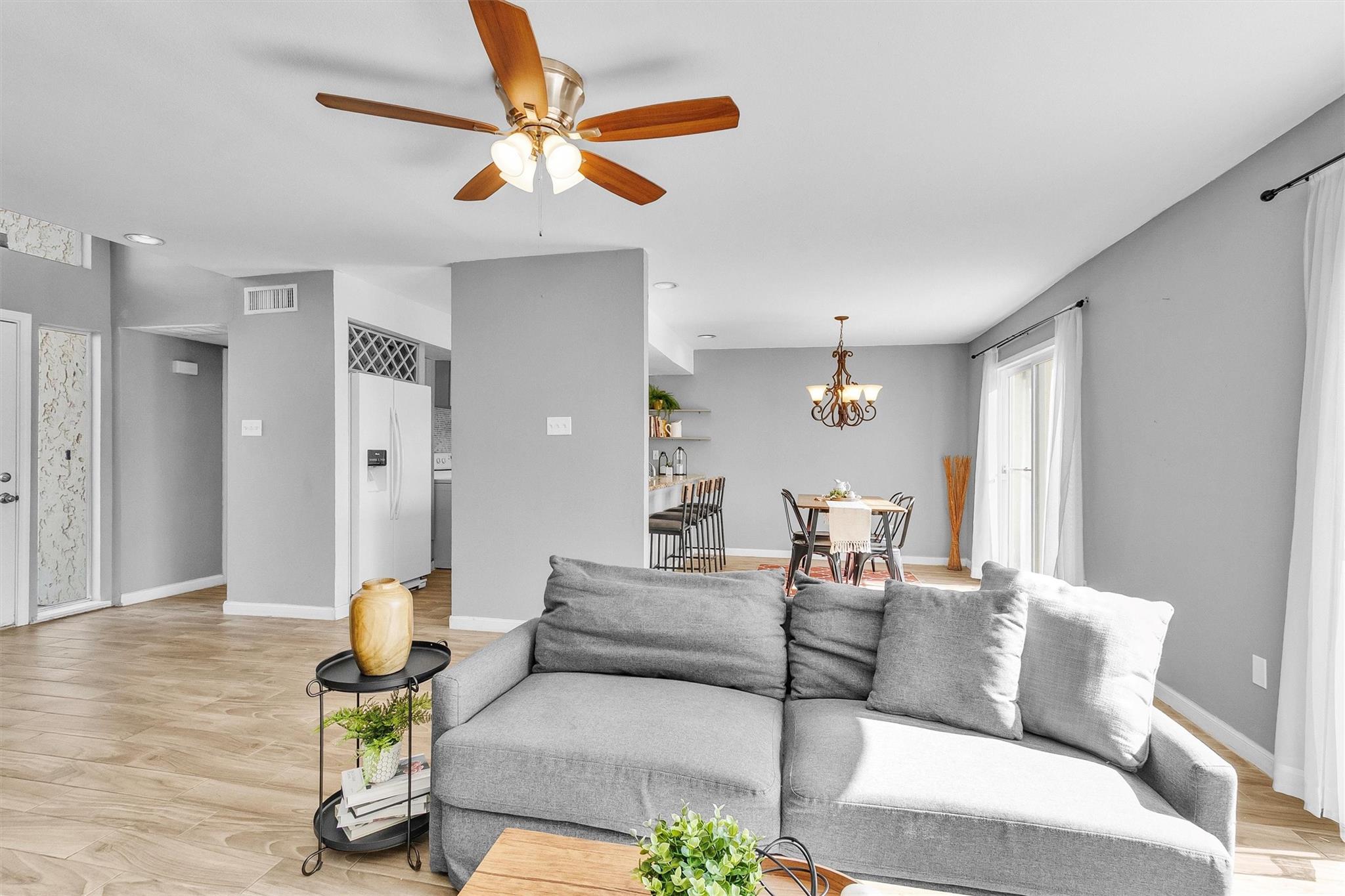 12243 Glenview Drive