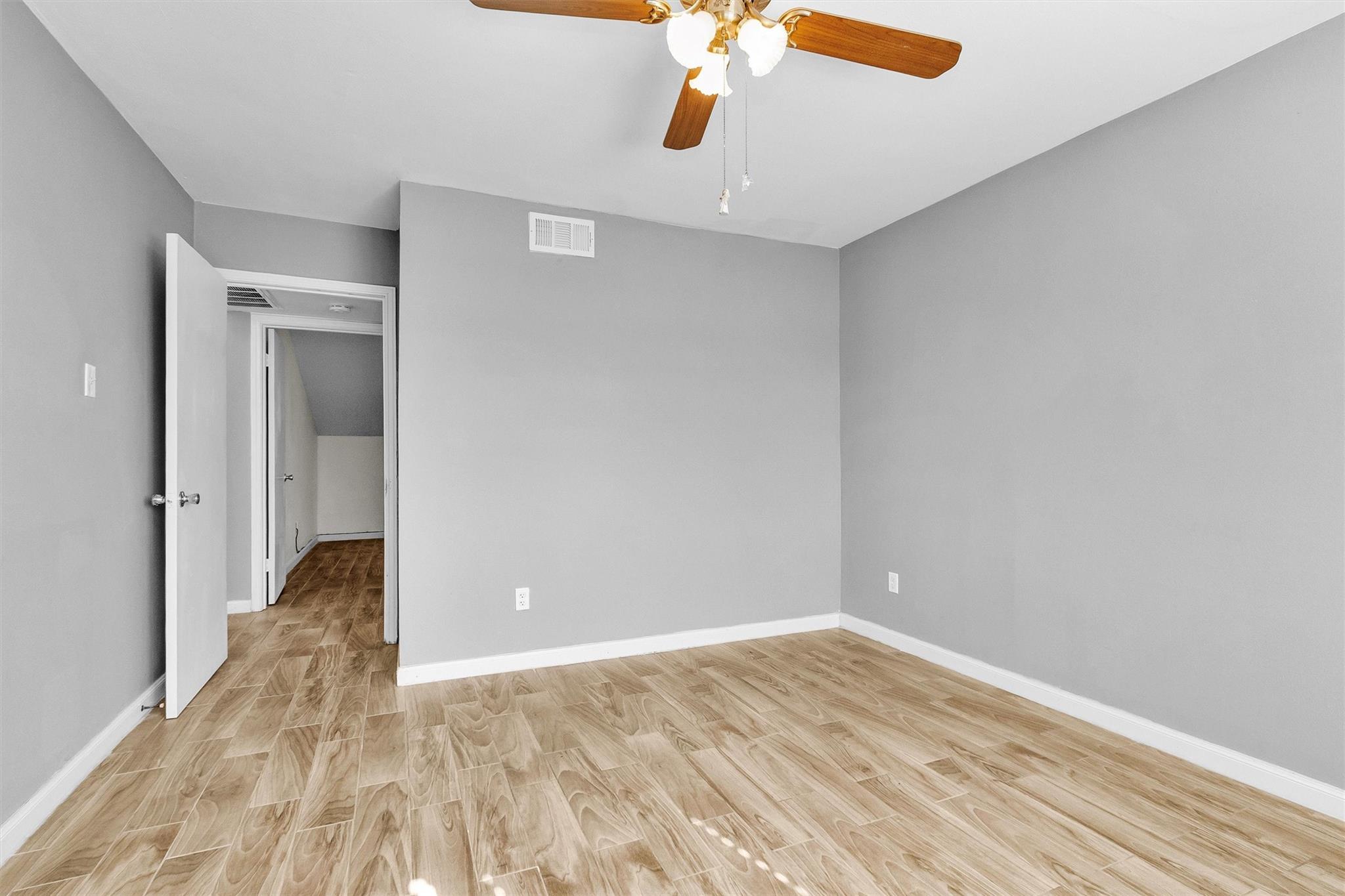 12243 Glenview Drive