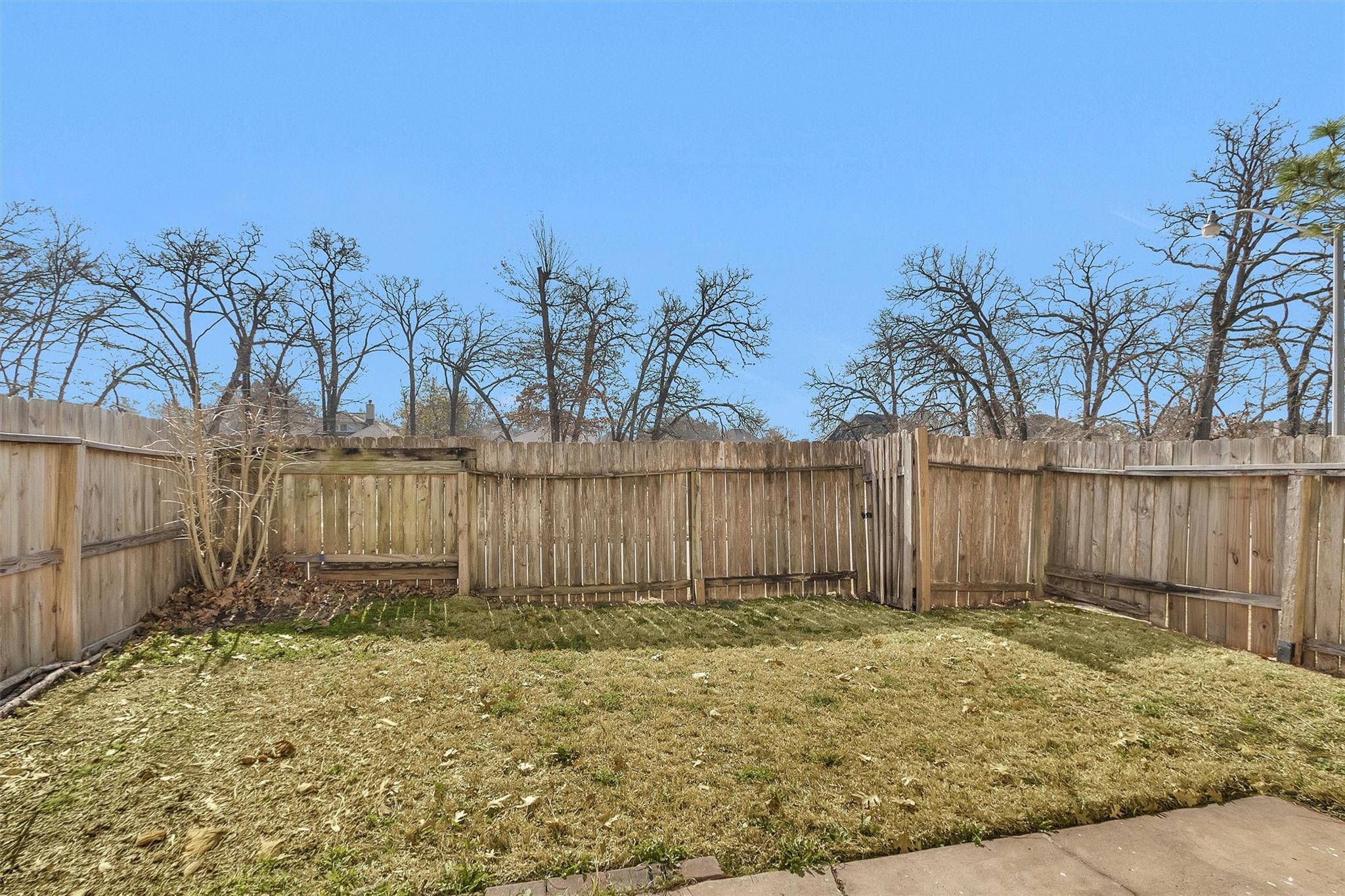 12243 Glenview Drive