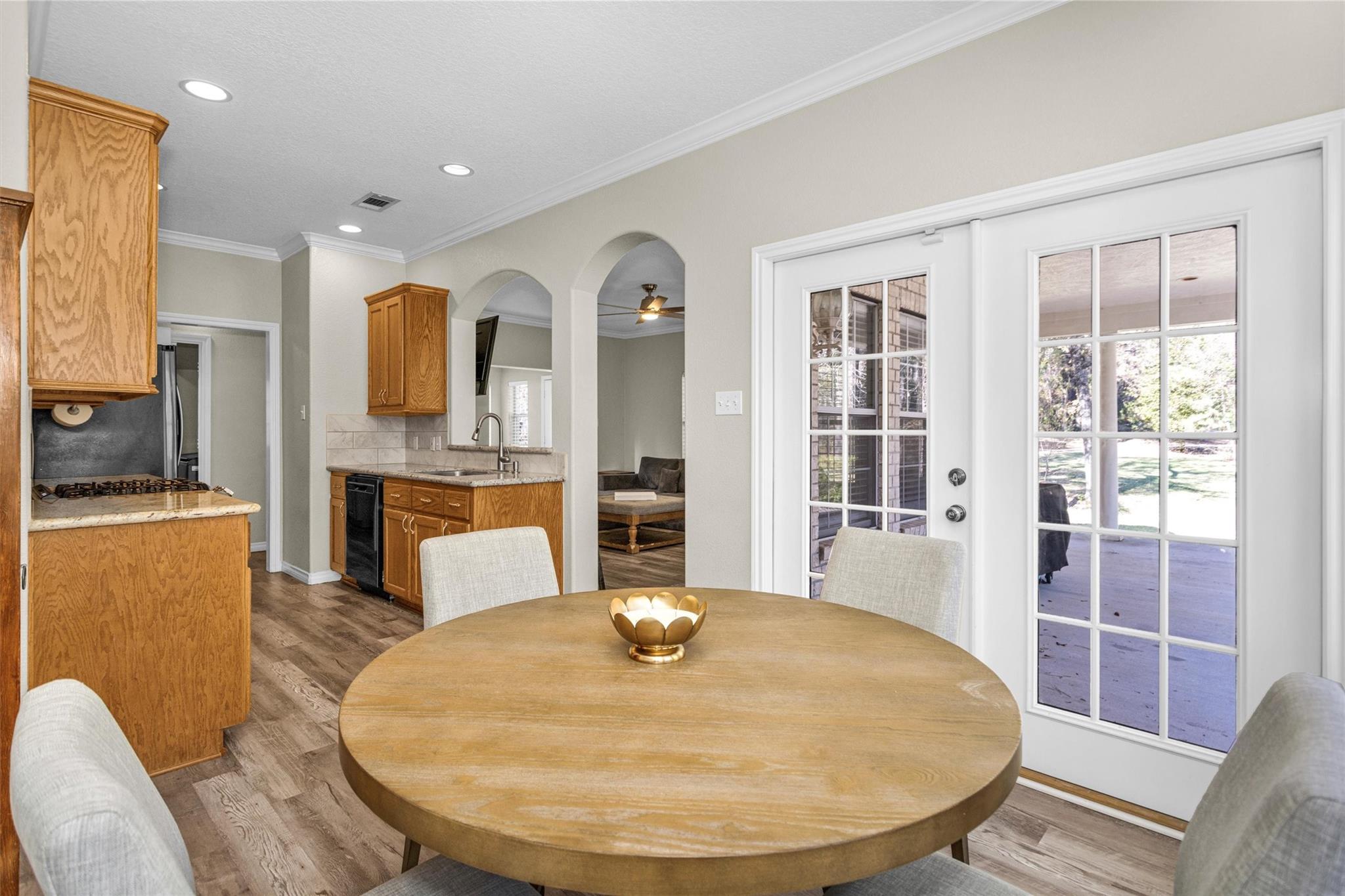 27789 Armadillo Road
