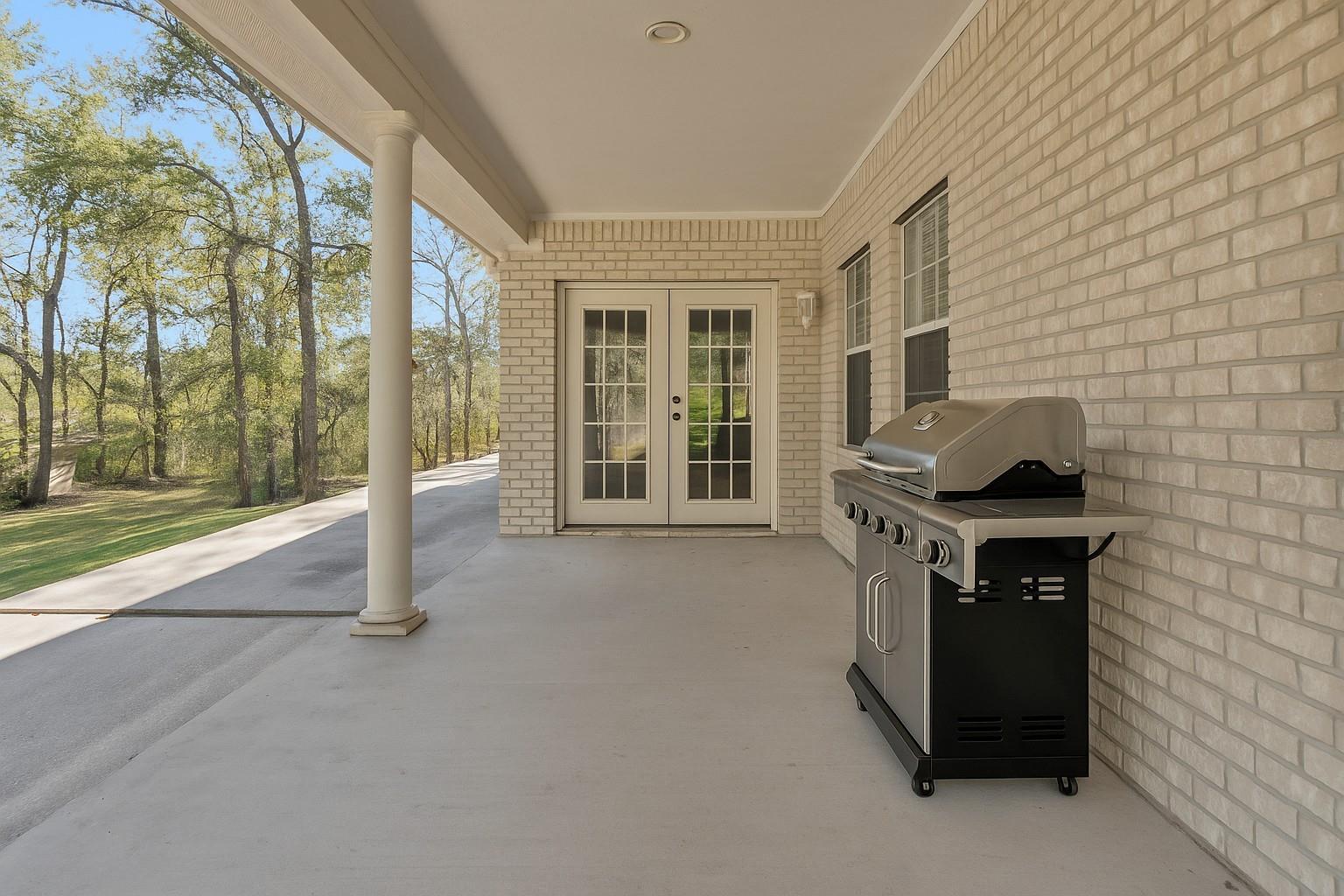 27789 Armadillo Road