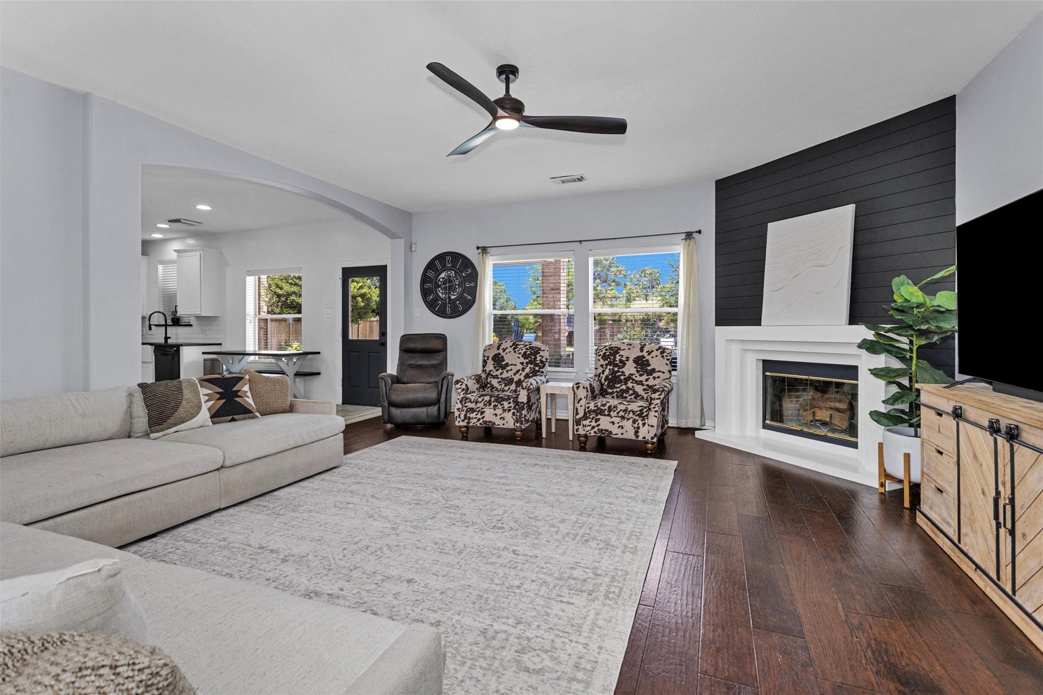 23506 Seven Coves Court
