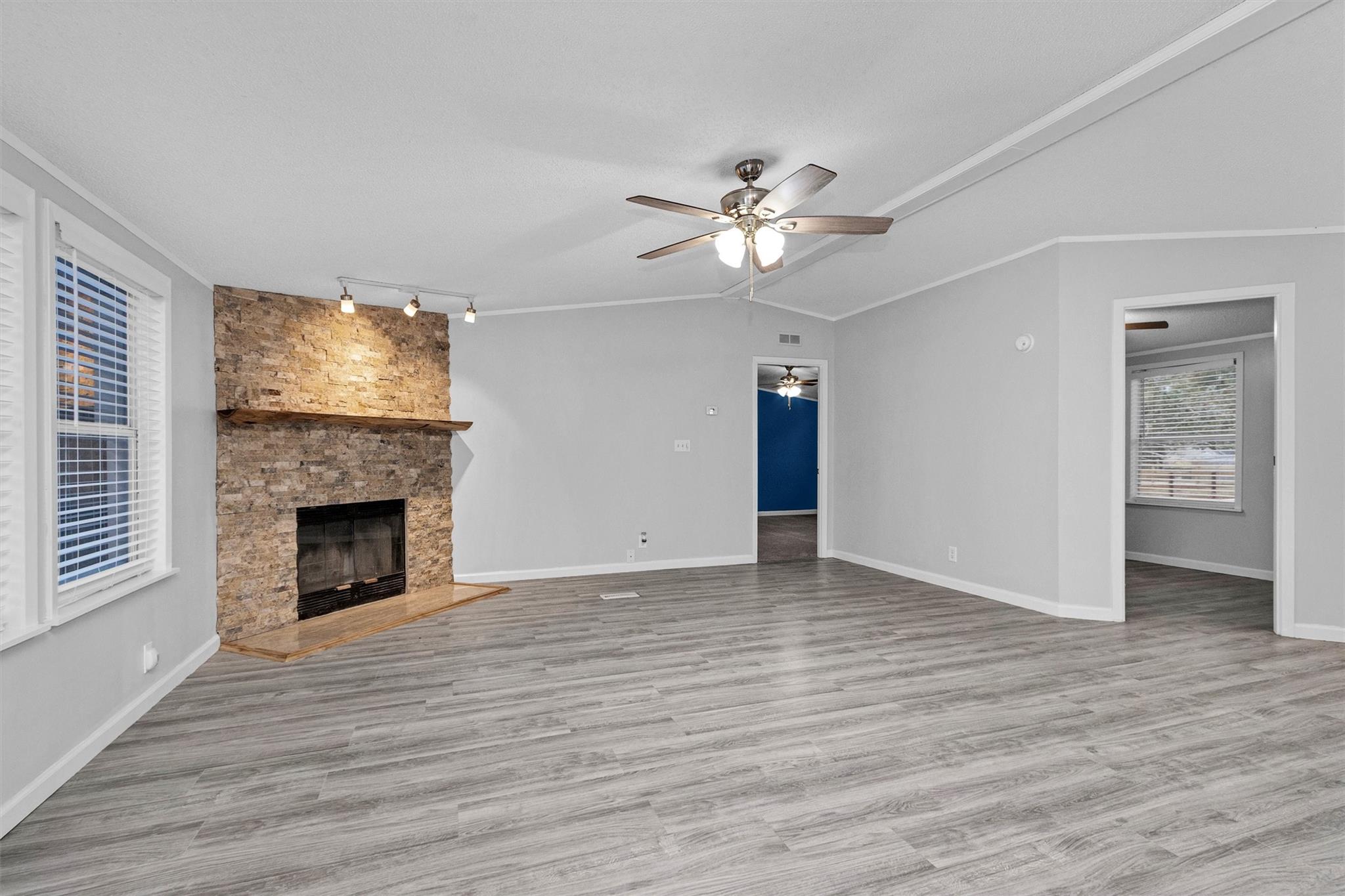 4621 Price Road