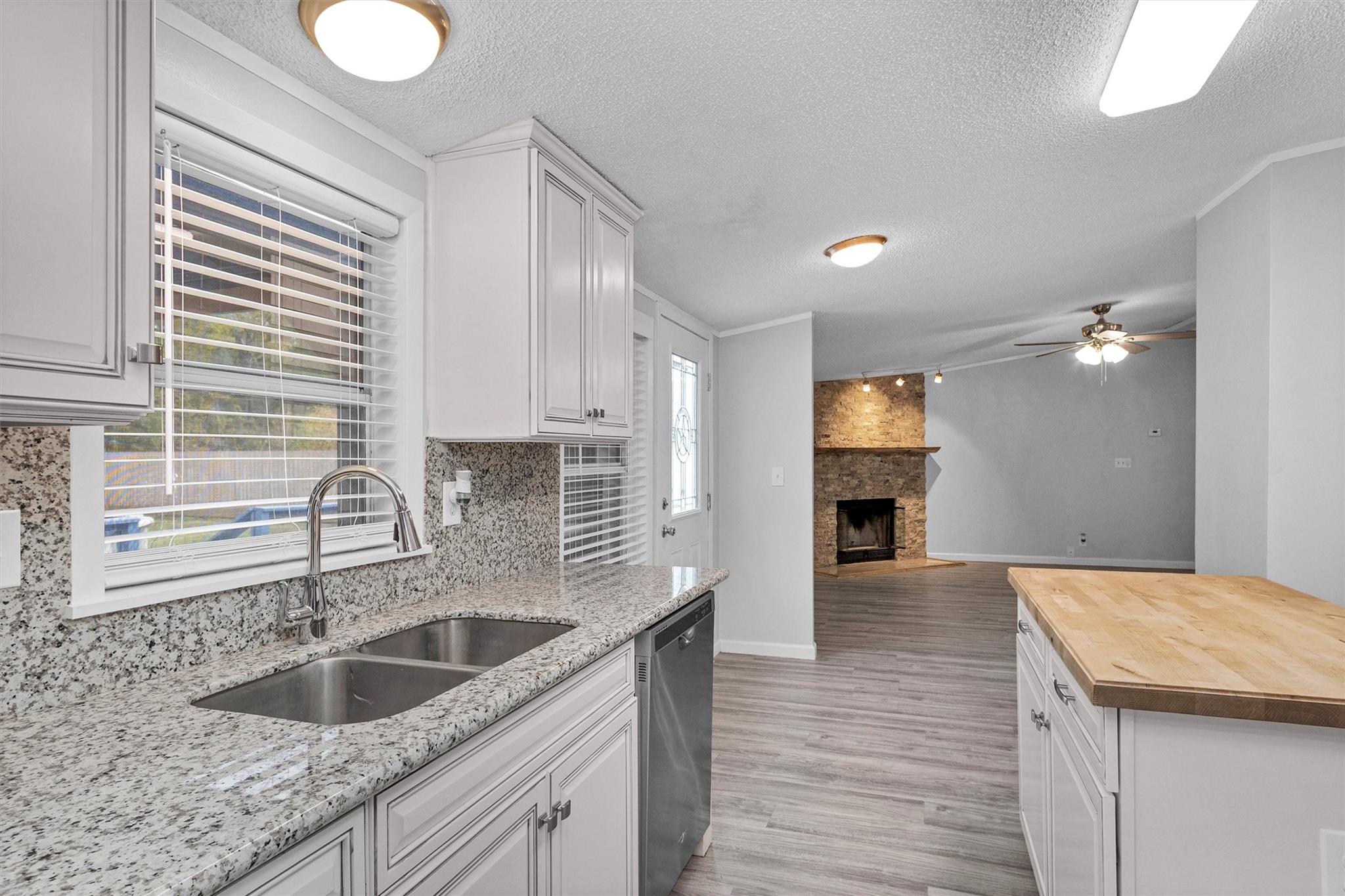 4621 Price Road