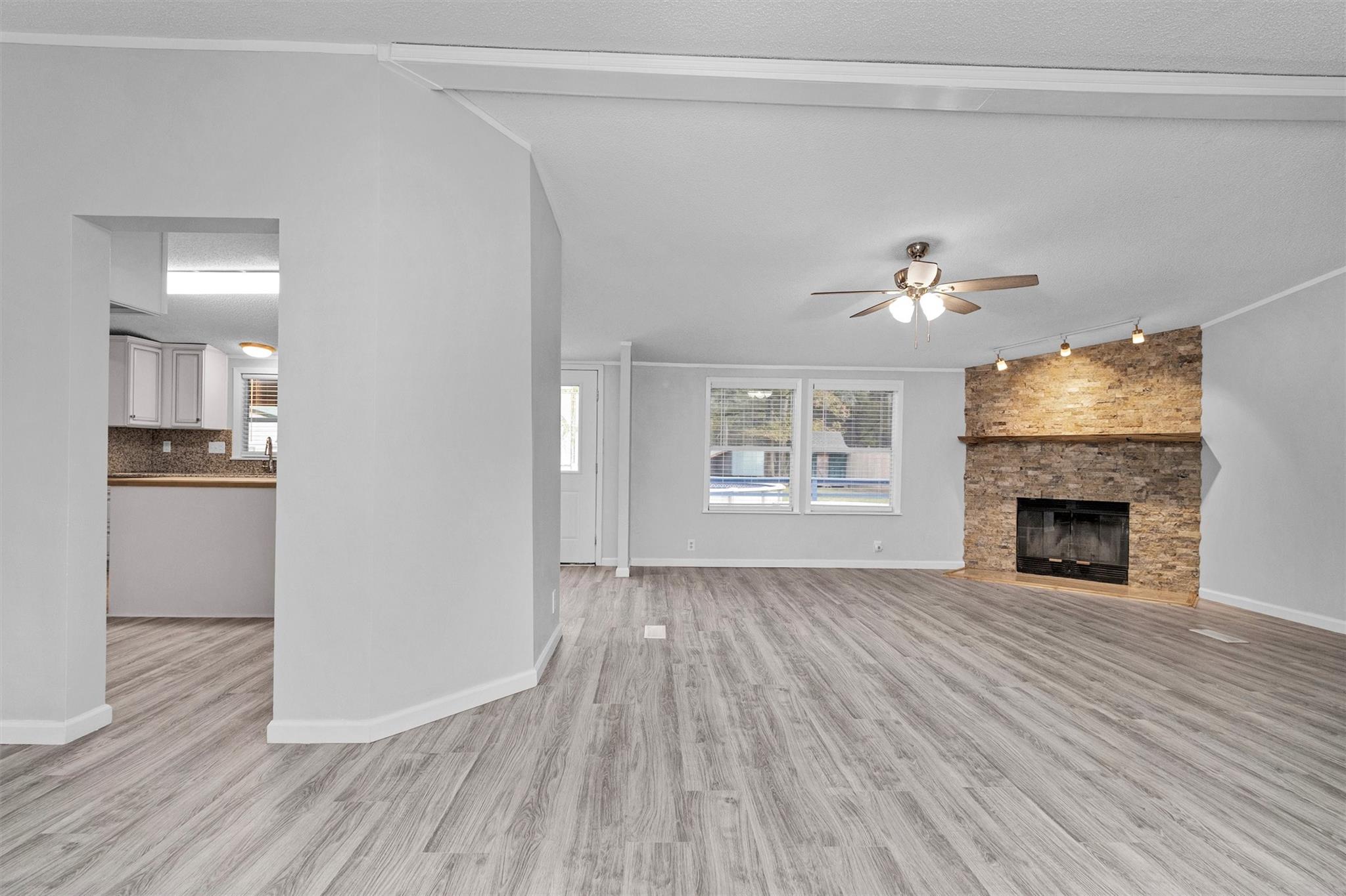 4621 Price Road