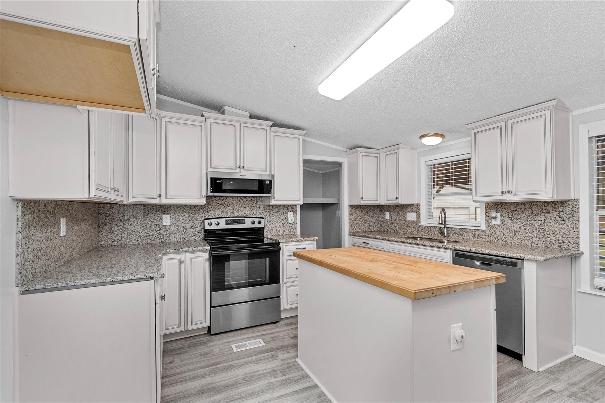 4621 Price Road