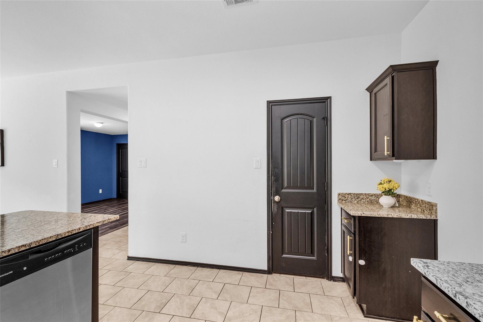23050 Ari Creek Way