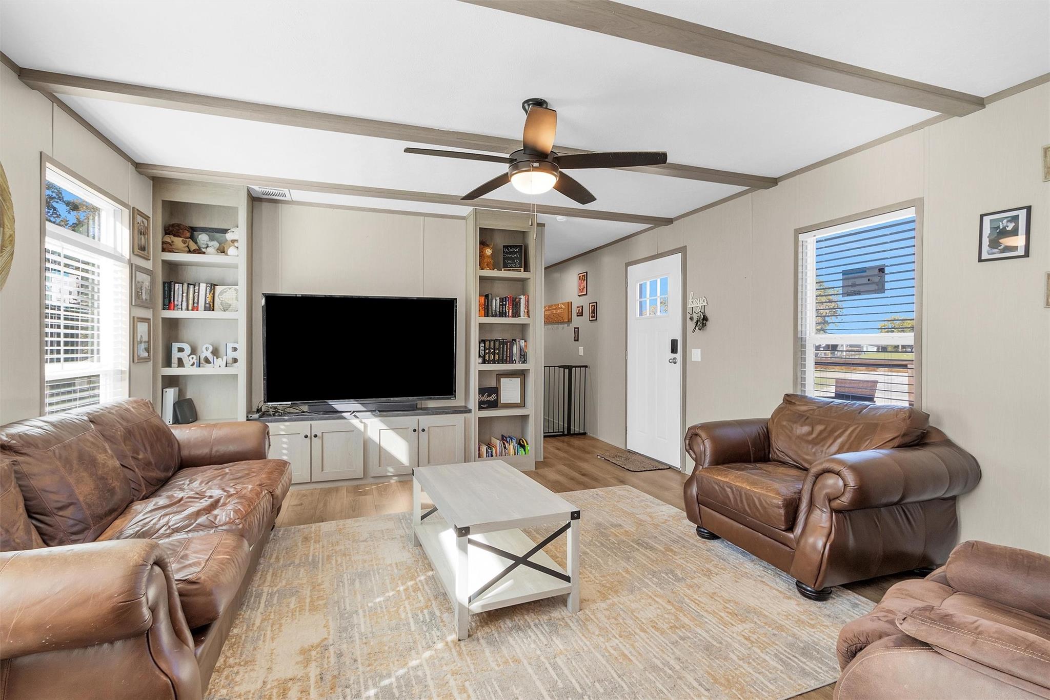 622 Lake Shore Drive