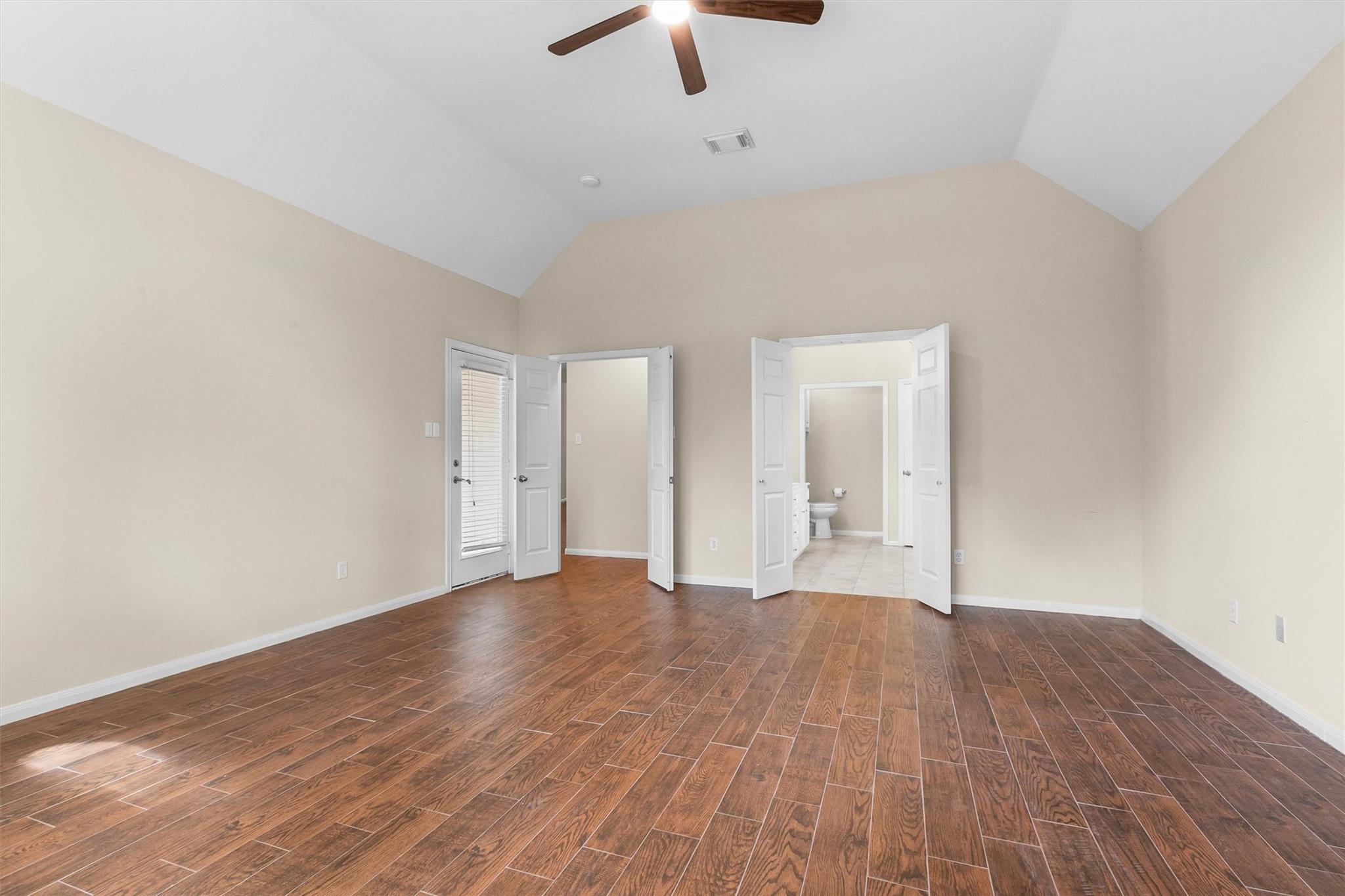 712 Forest Lane Drive