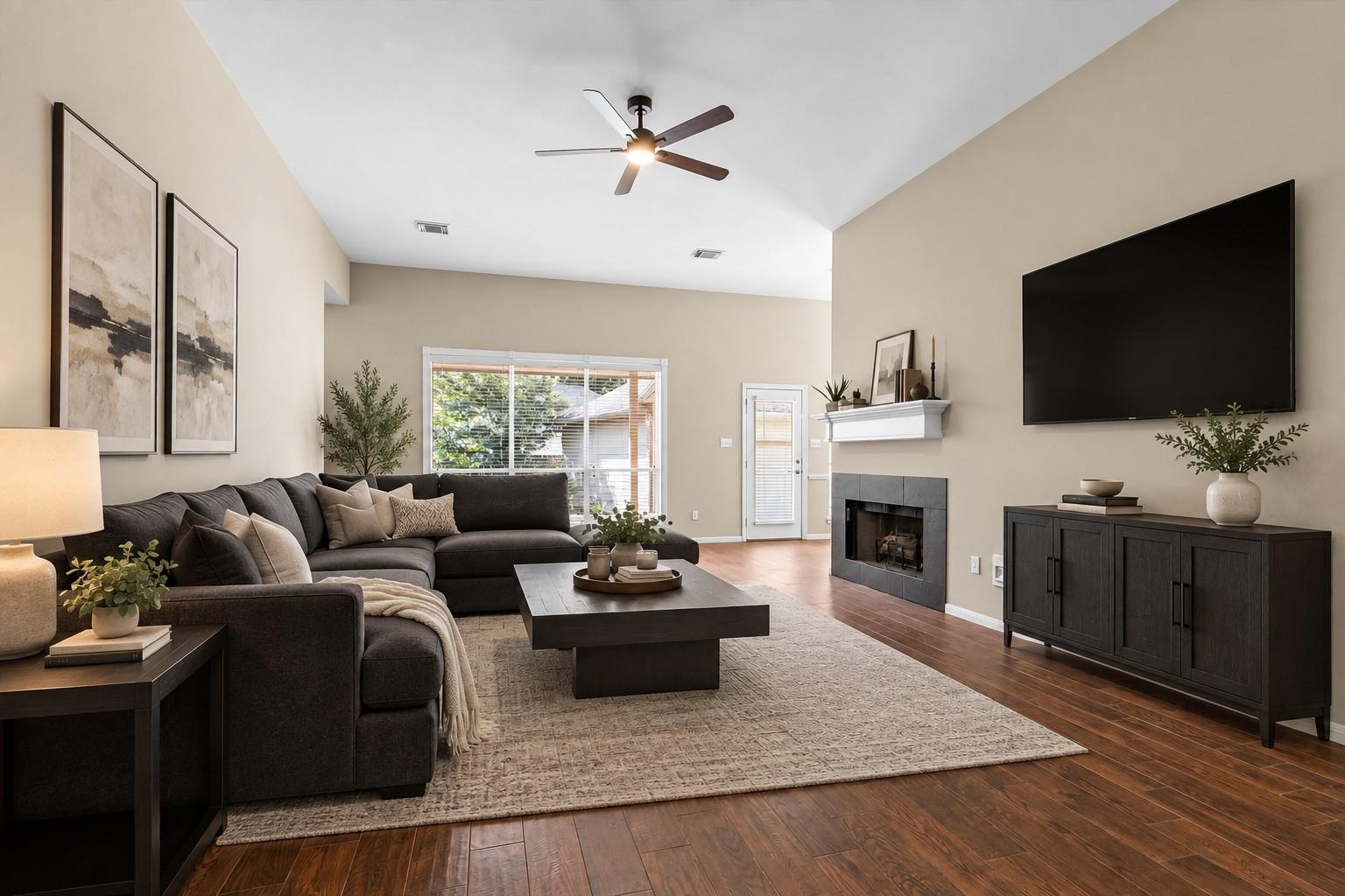 712 Forest Lane Drive
