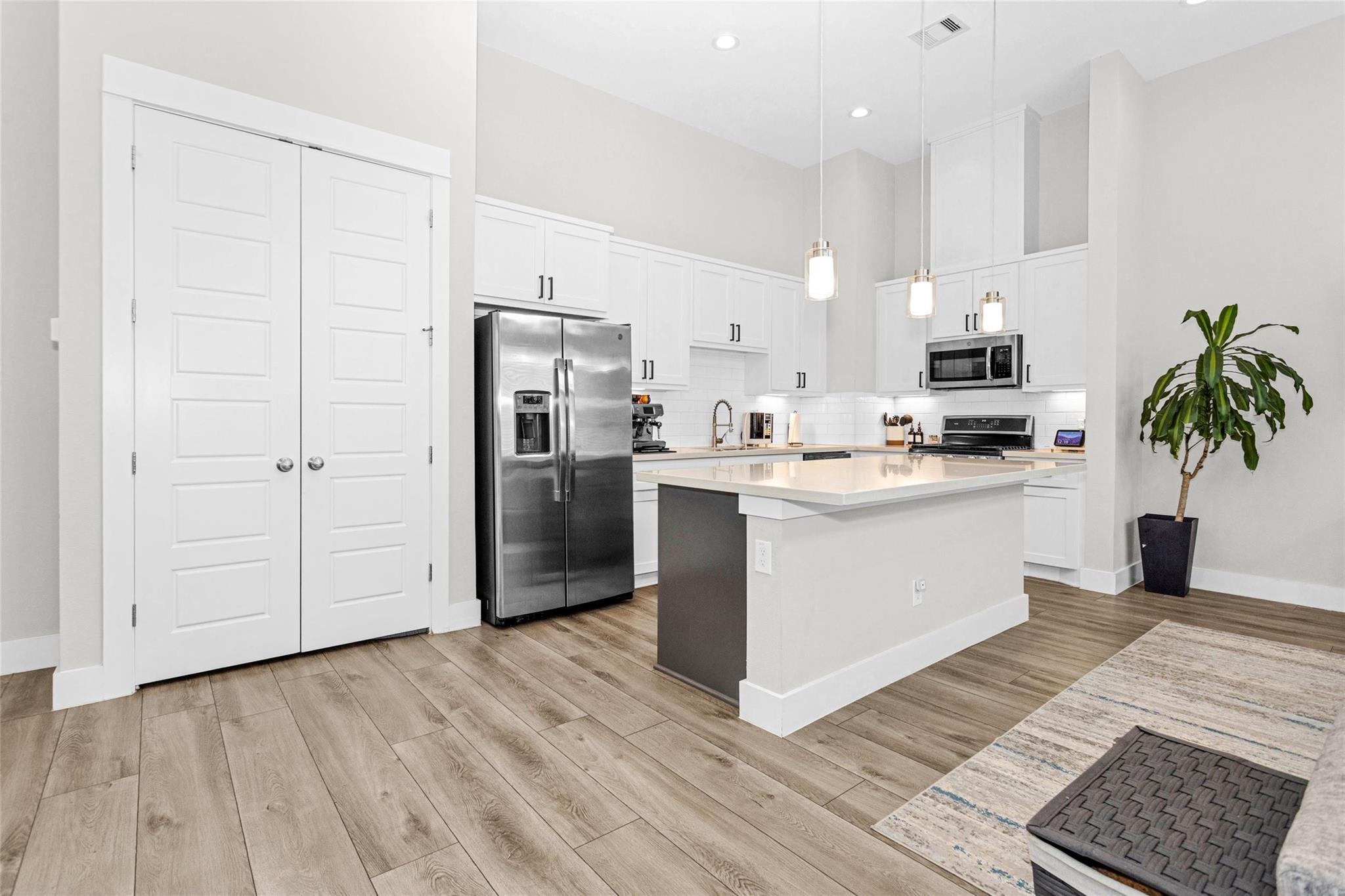7707 Nasser Lane