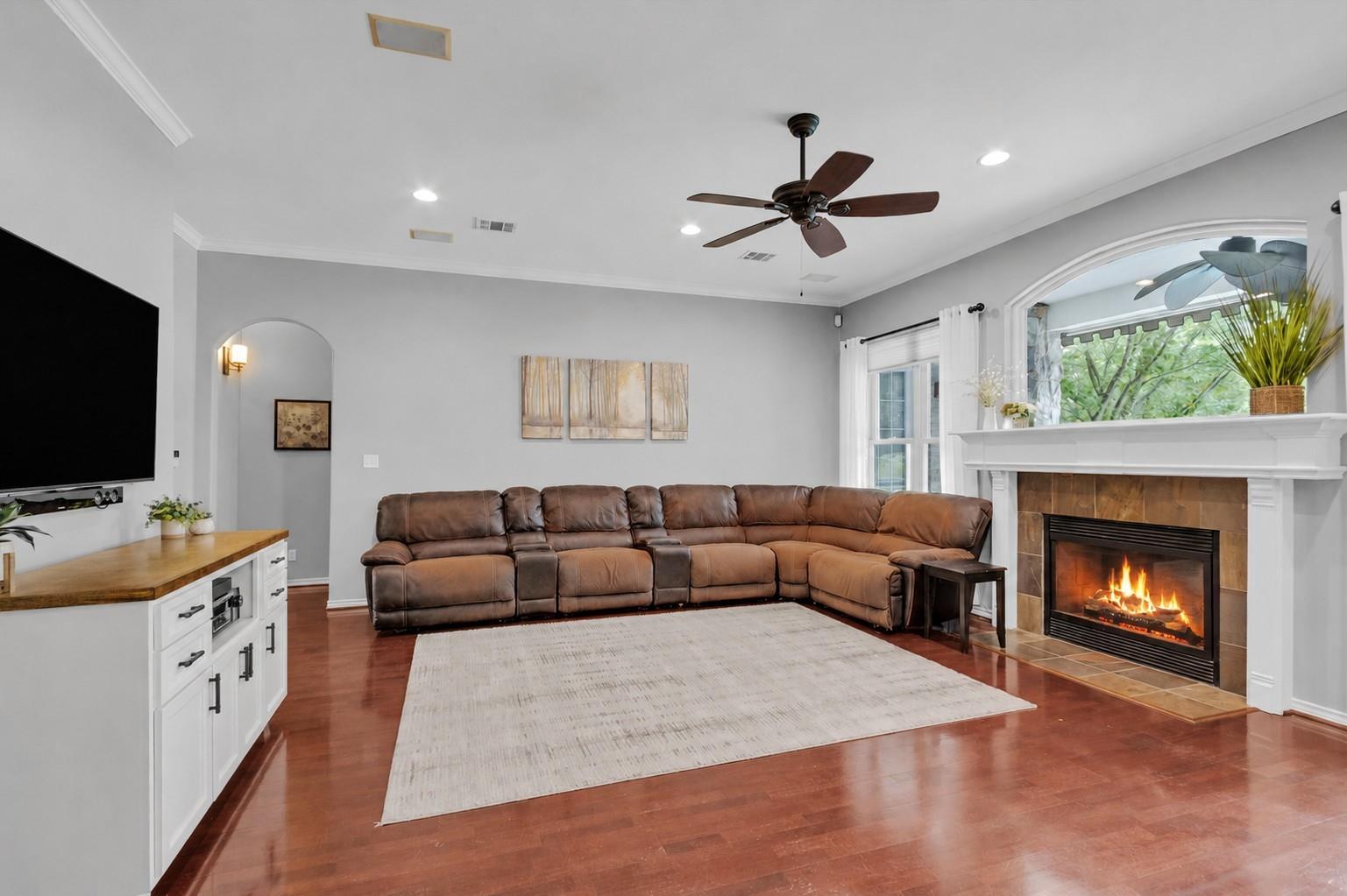 9726 Crestwater Circle