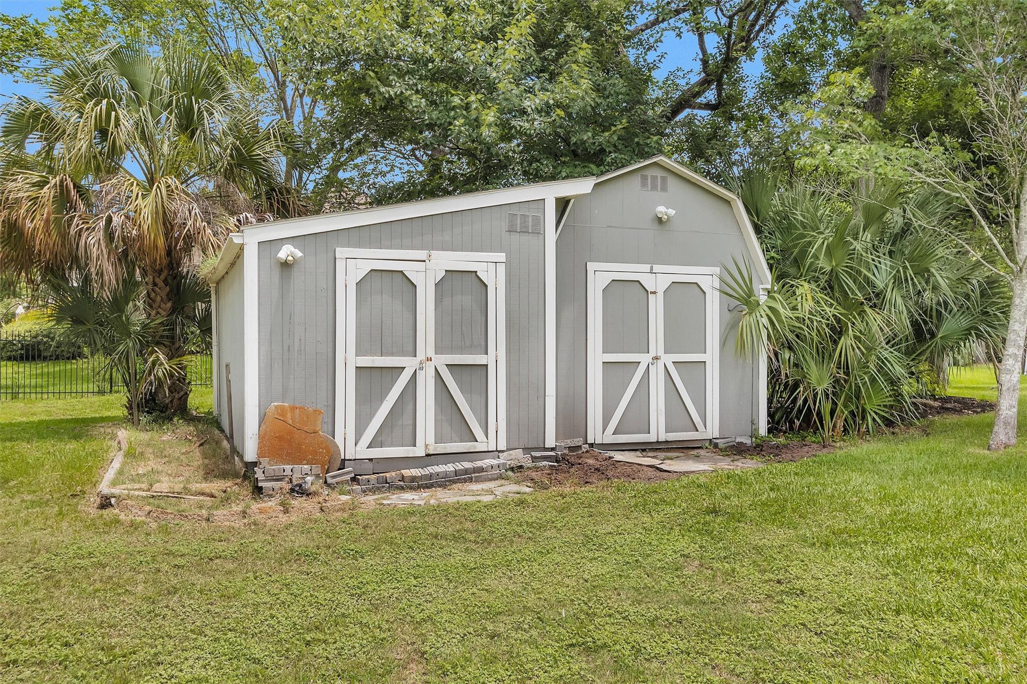 9726 Crestwater Circle