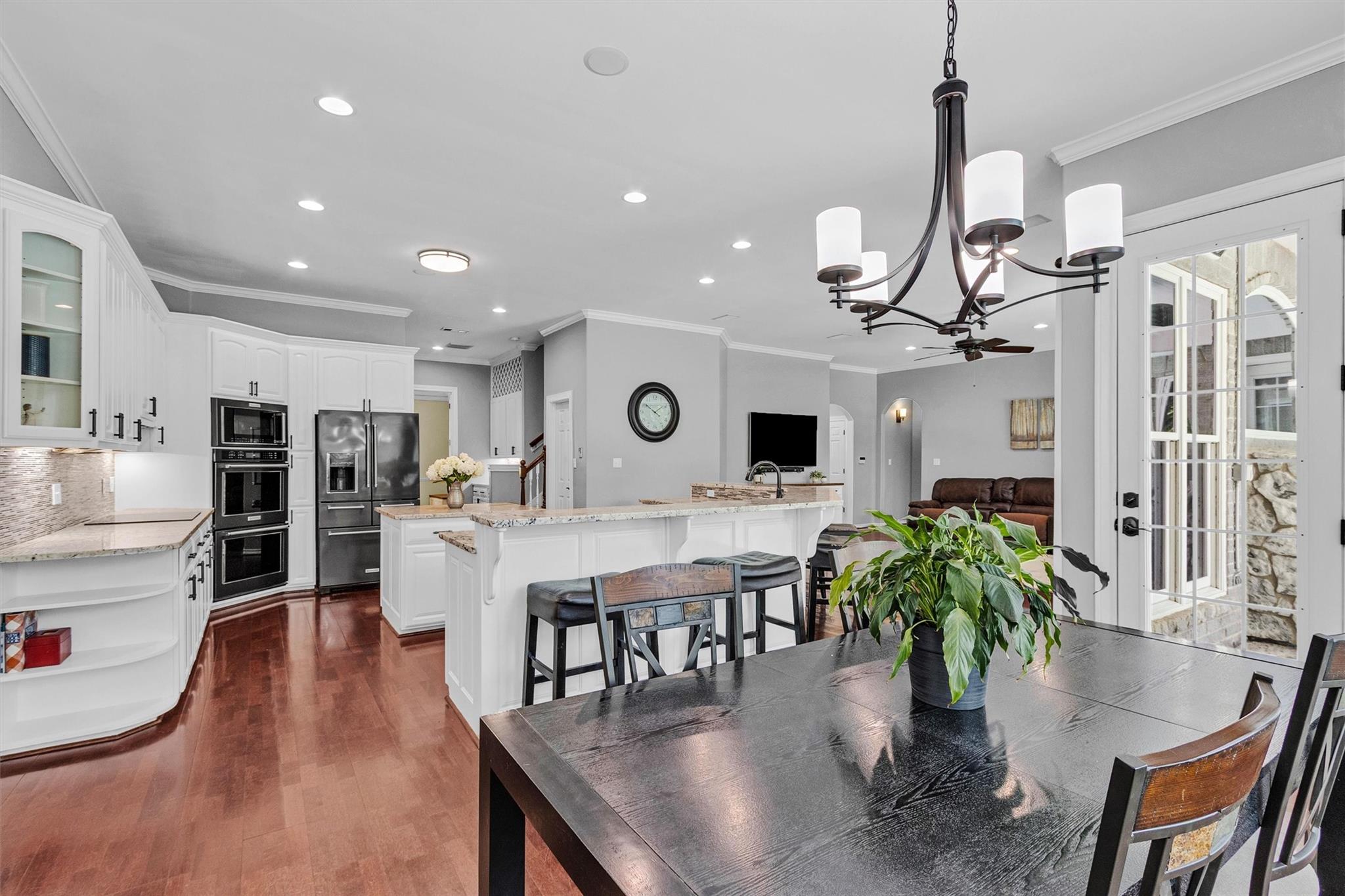 9726 Crestwater Circle