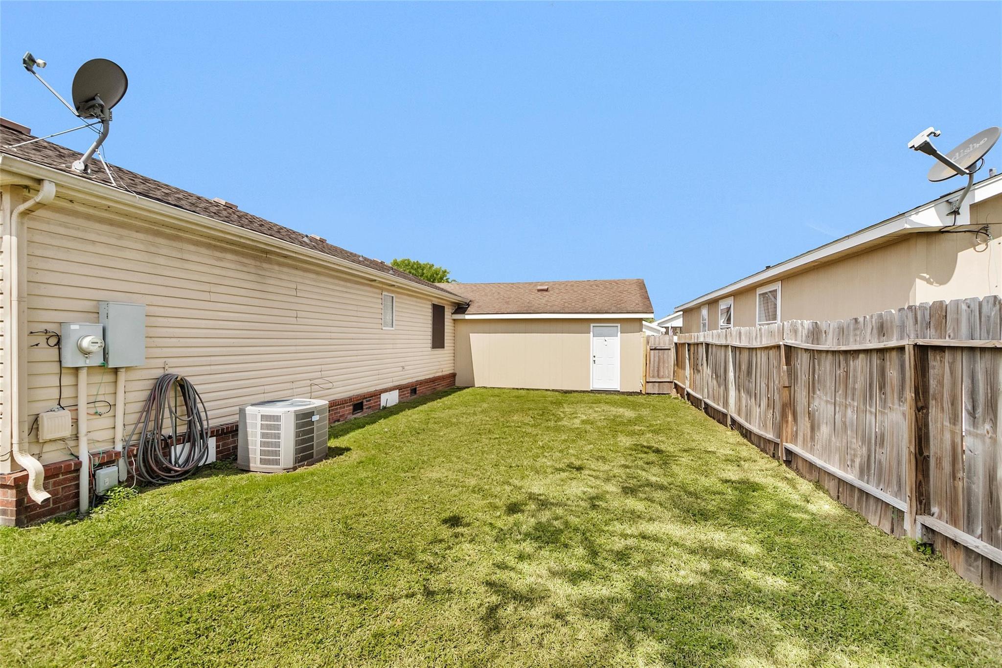 10027 Berrypatch Lane