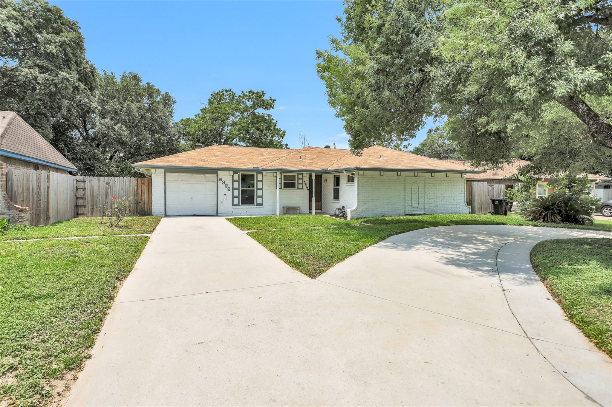 6322 King Post Drive