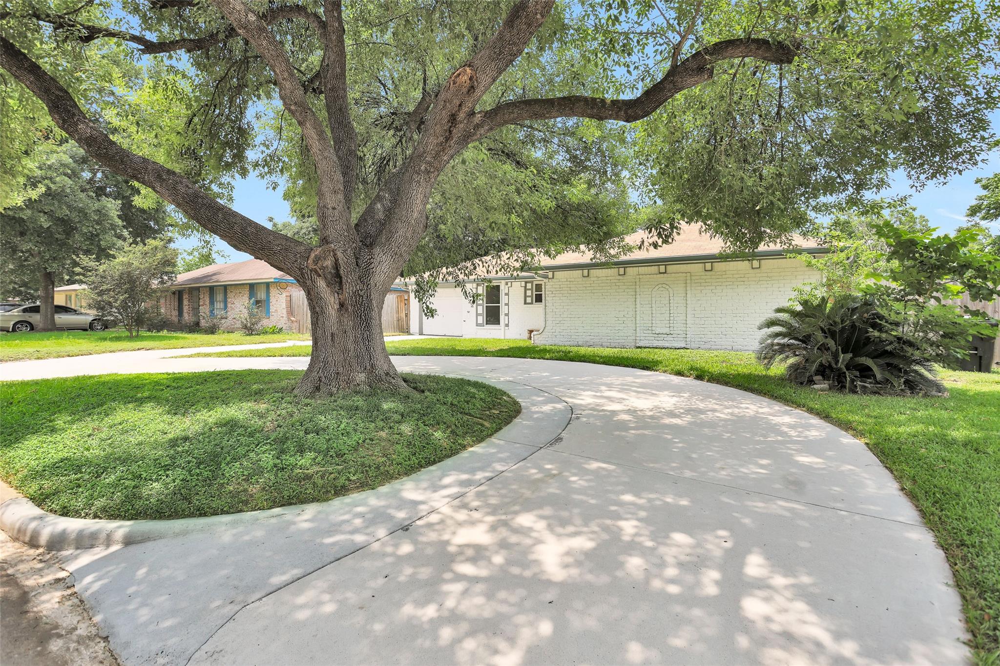 6322 King Post Drive
