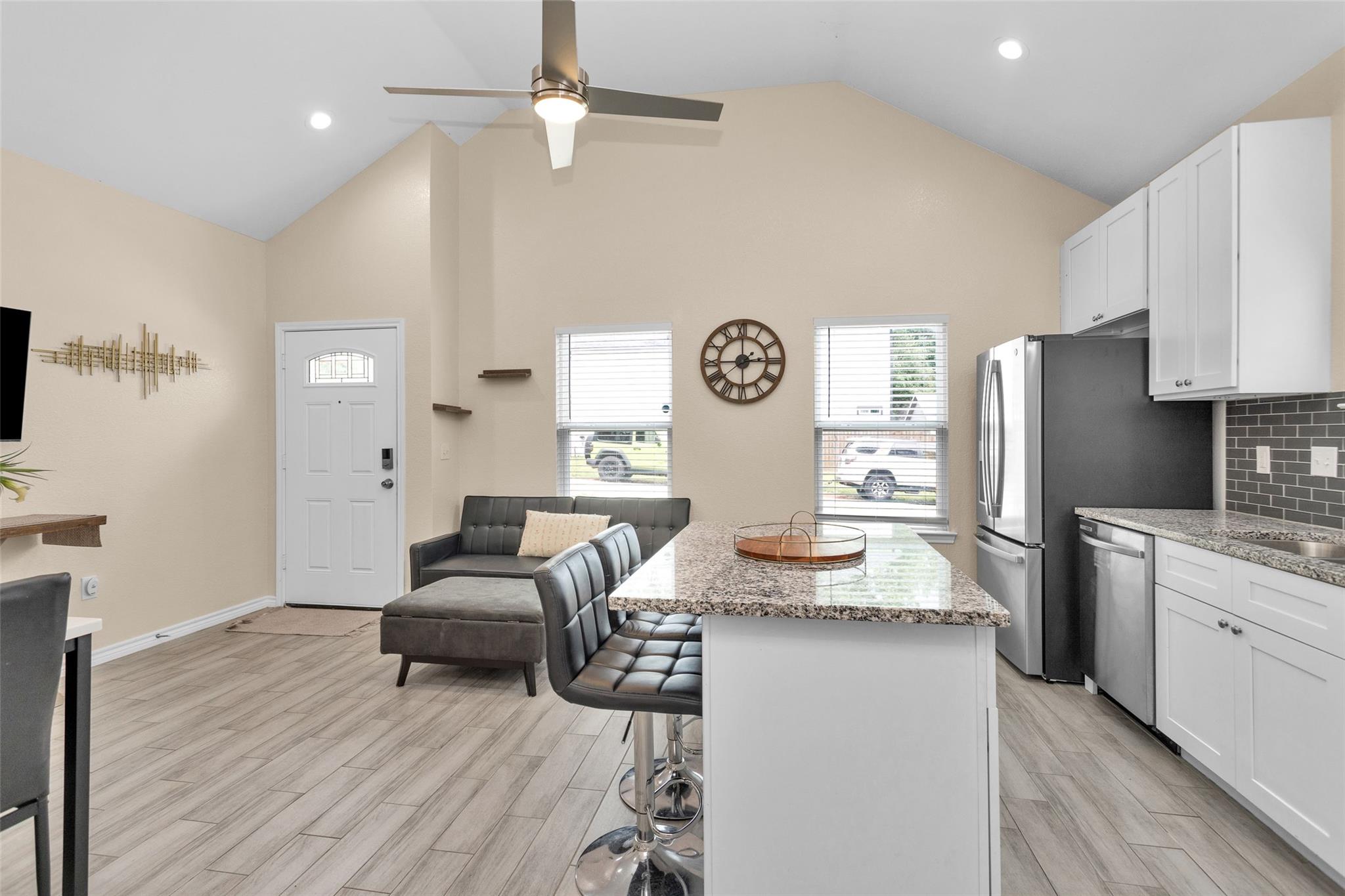 286 Westchase