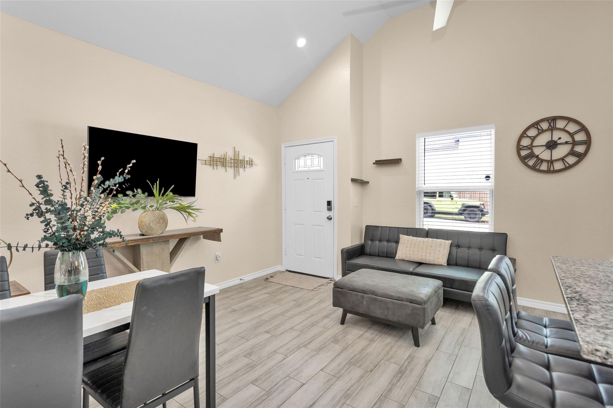 286 Westchase