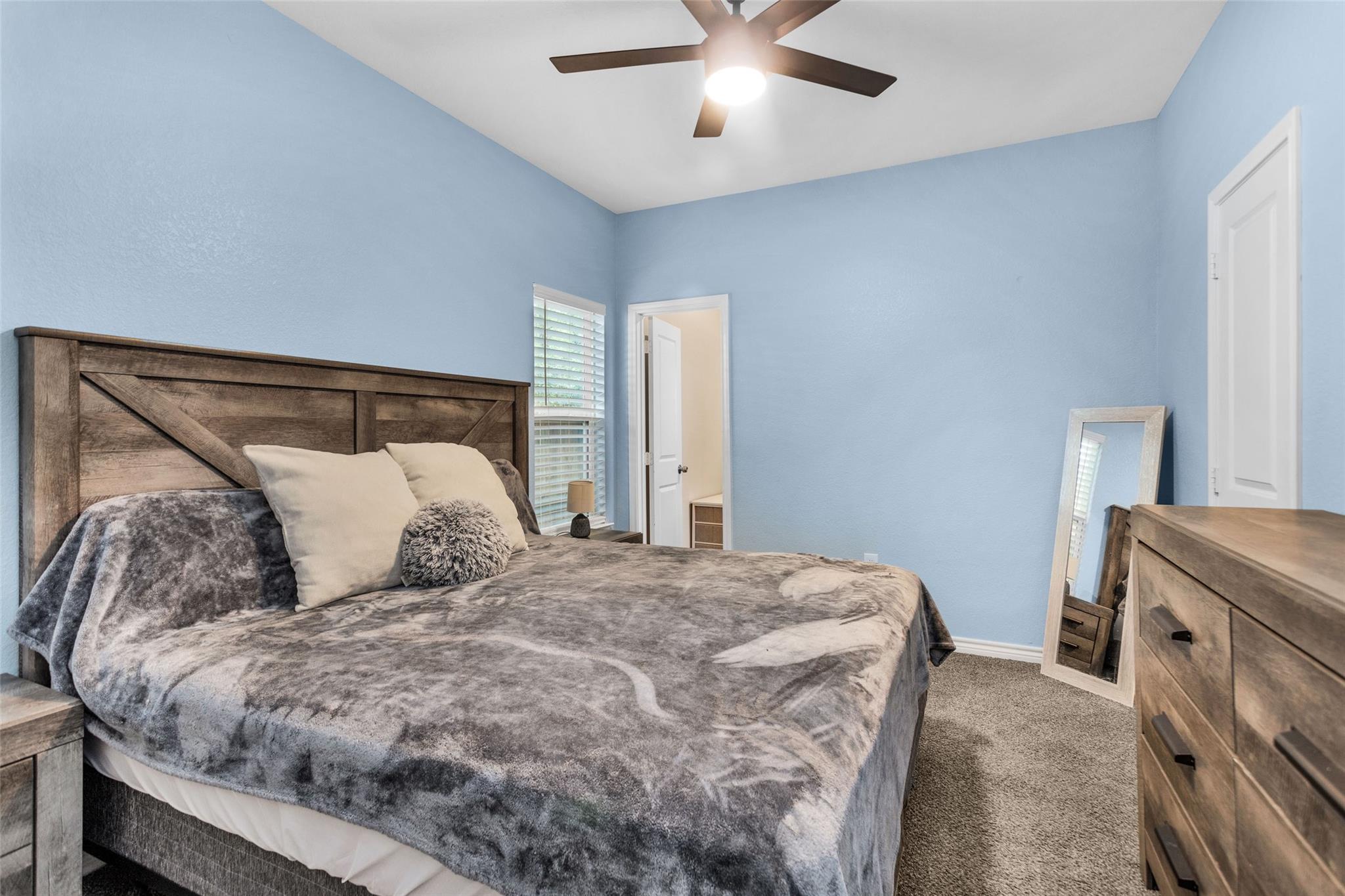 286 Westchase
